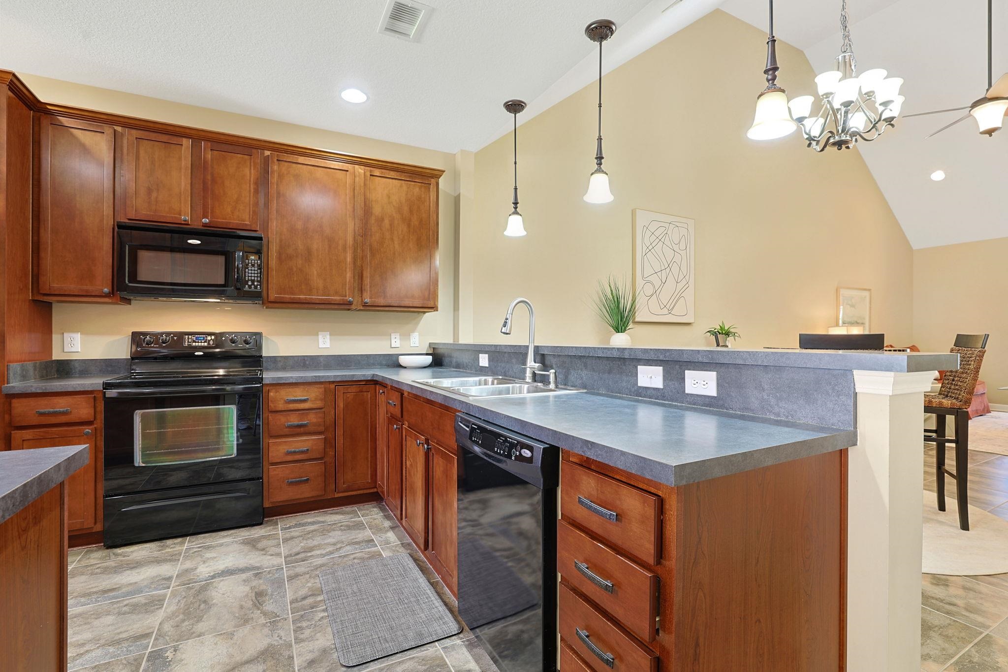 822 Foxtail Dr. Property Photo 12