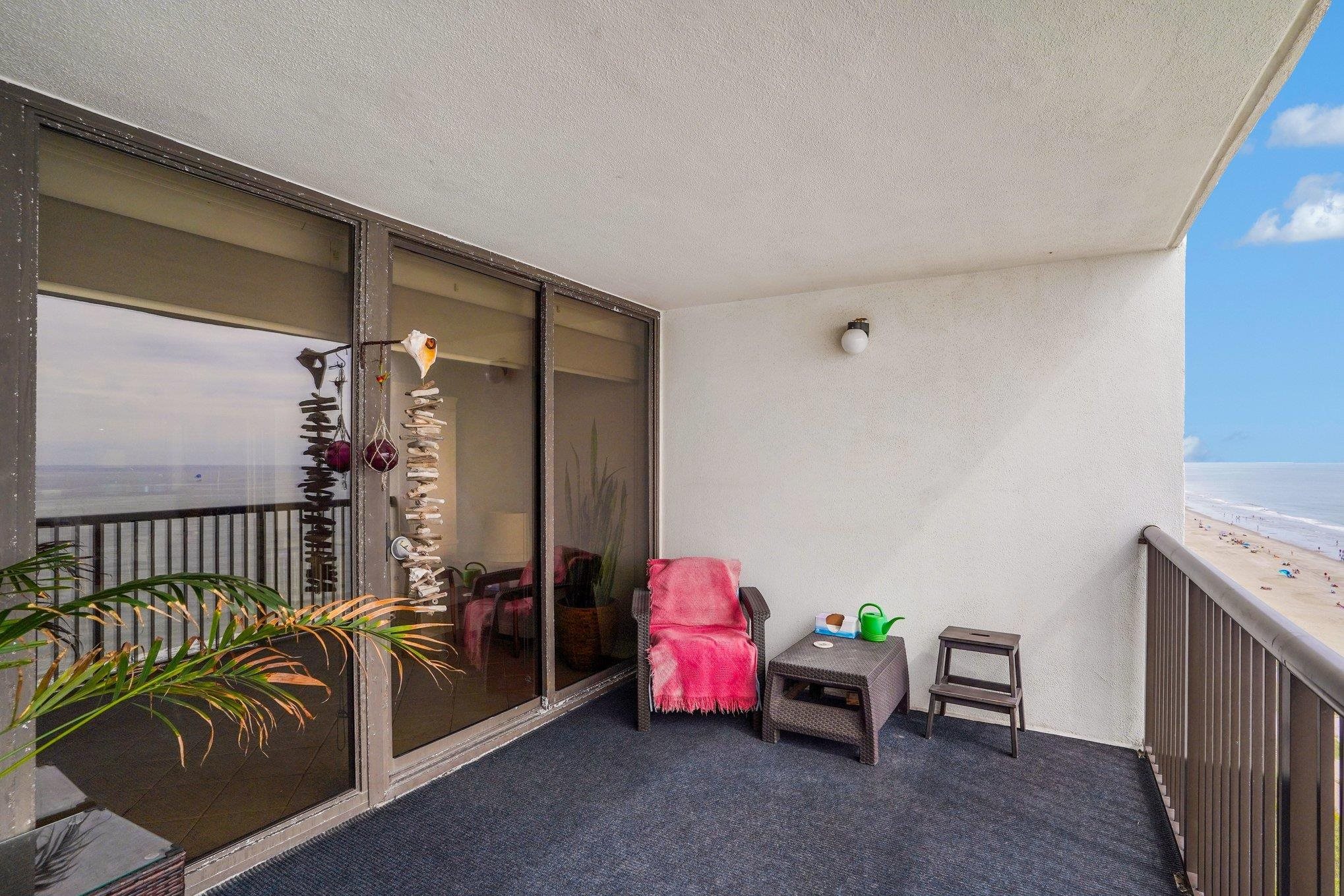 2511 S Ocean Blvd. Property Photo 9