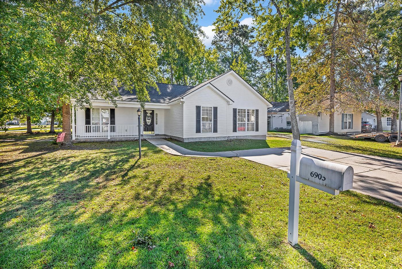 6905 Woodhaven Dr. Property Photo 1