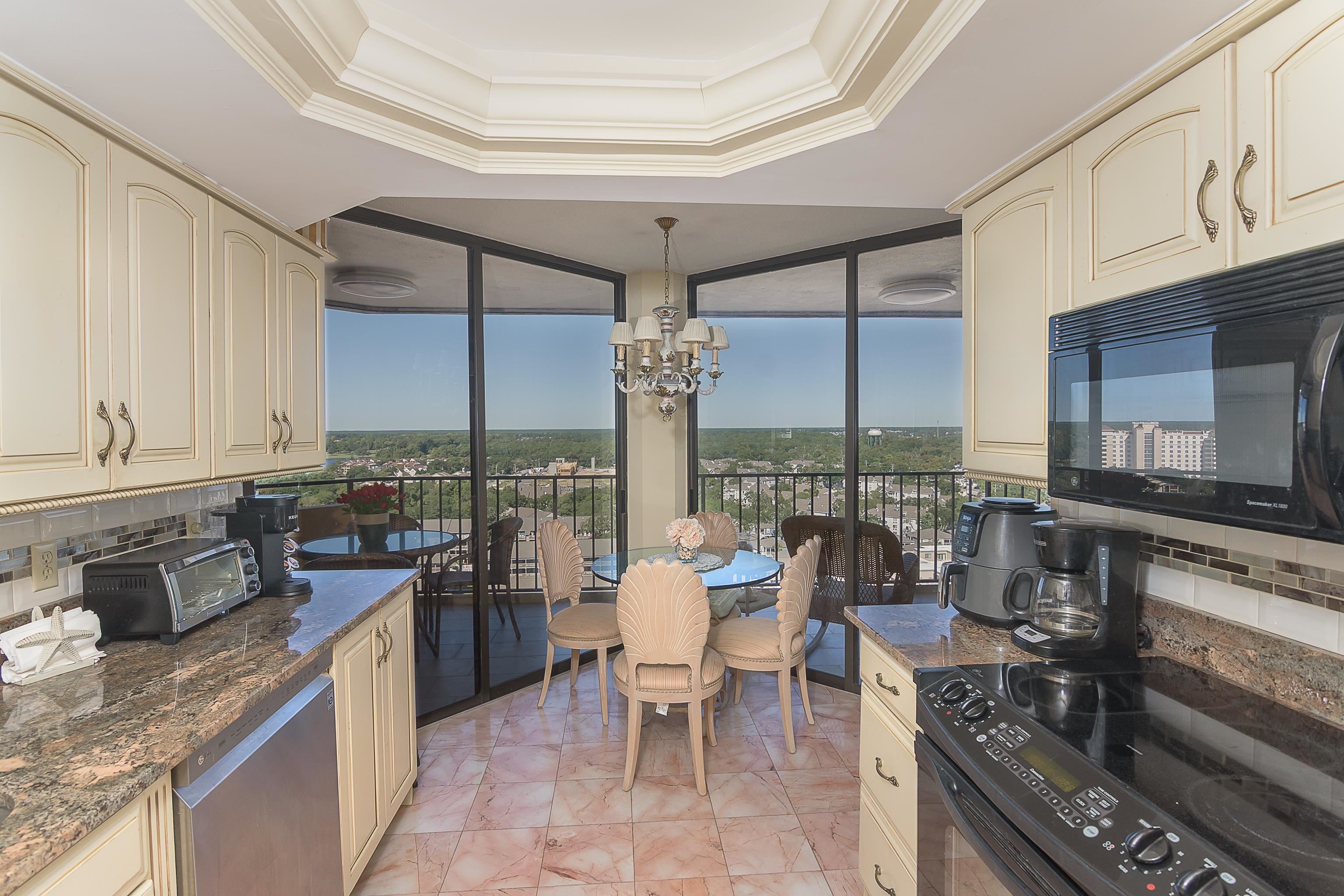 9650 Shore Dr. Property Photo 5
