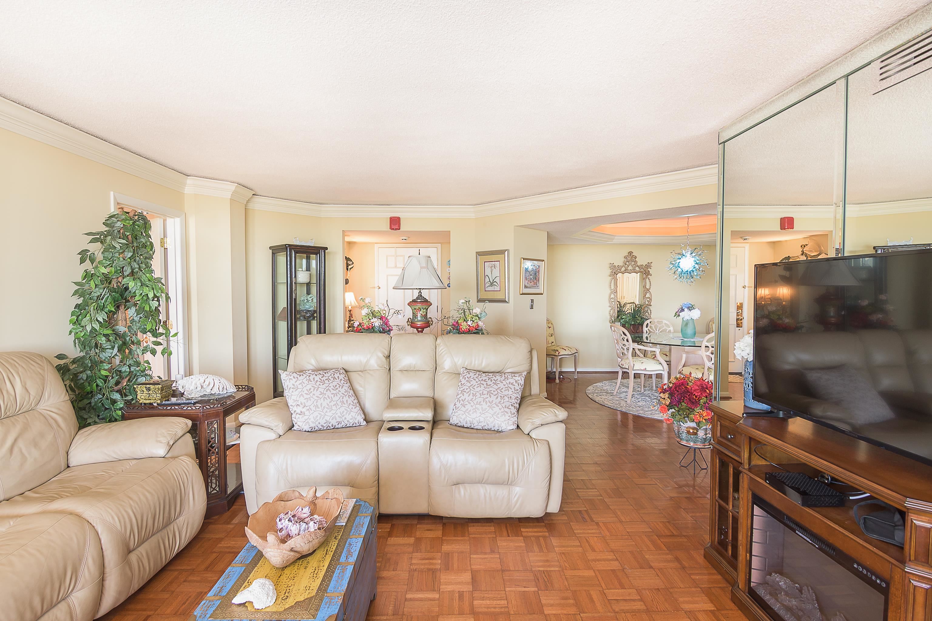 9650 Shore Dr. Property Photo 11