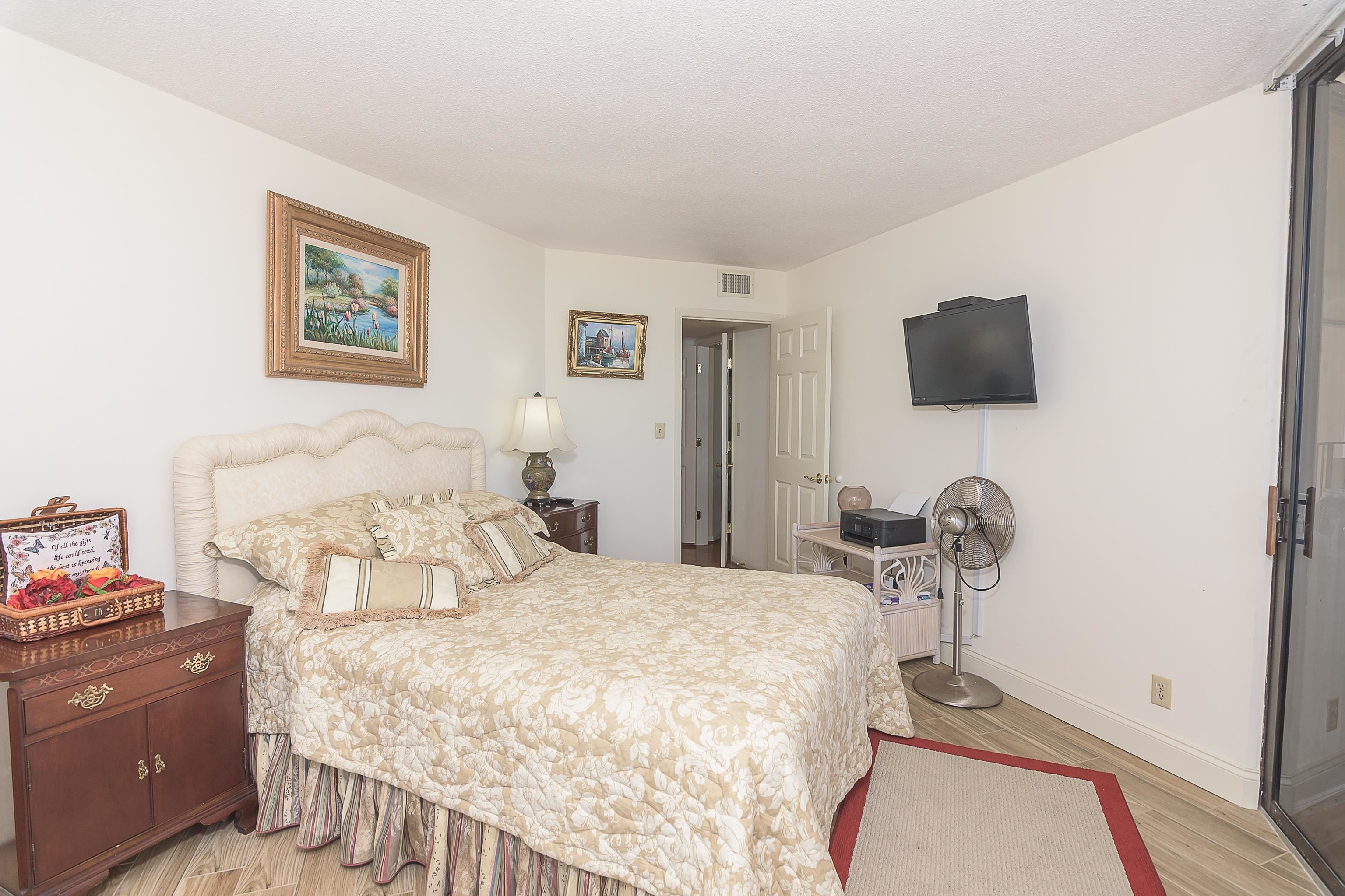 9650 Shore Dr. Property Photo 46