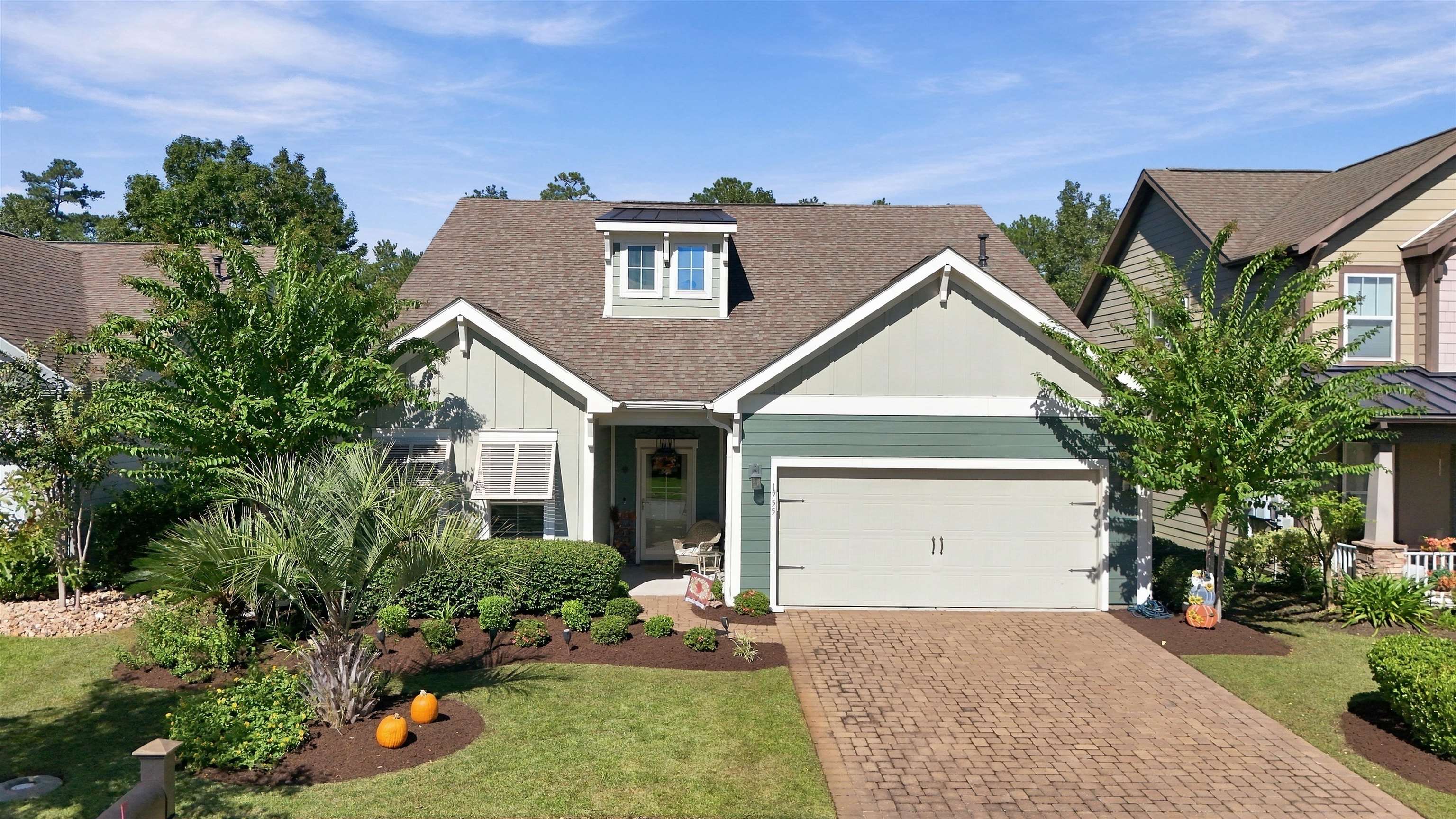 1755 Orchard Dr. Property Photo 1