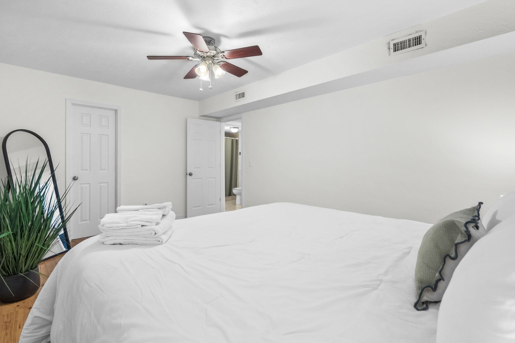 1710-c Edge Dr. Property Photo 31