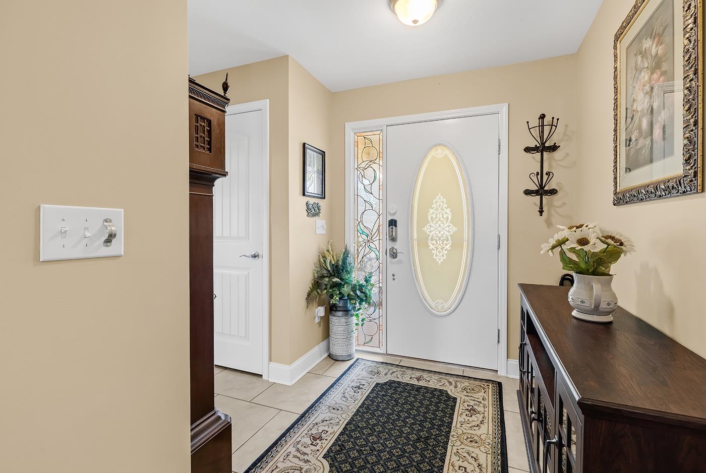 3413 Holly Loop Property Photo 11