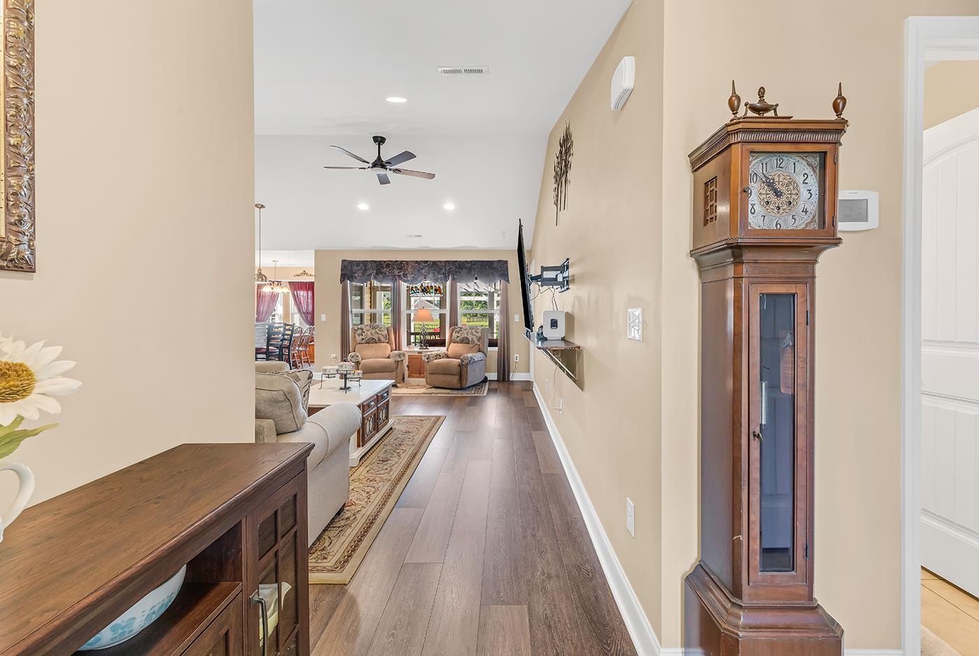 3413 Holly Loop Property Photo 18