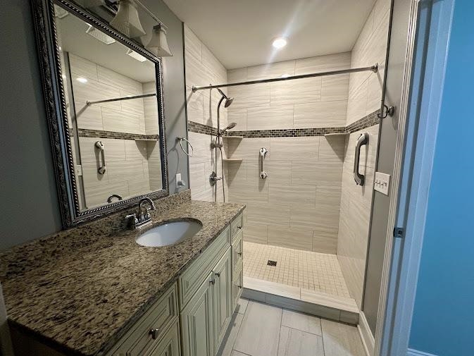 870 Brenda Pl. Property Photo 14