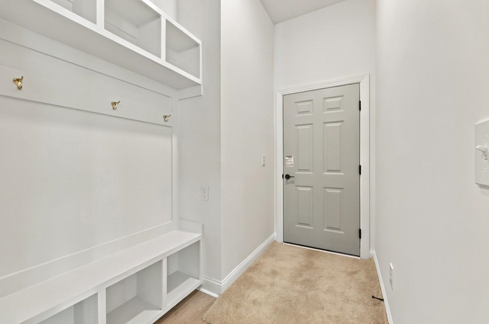 2634 Whitehorn Way Property Photo 32