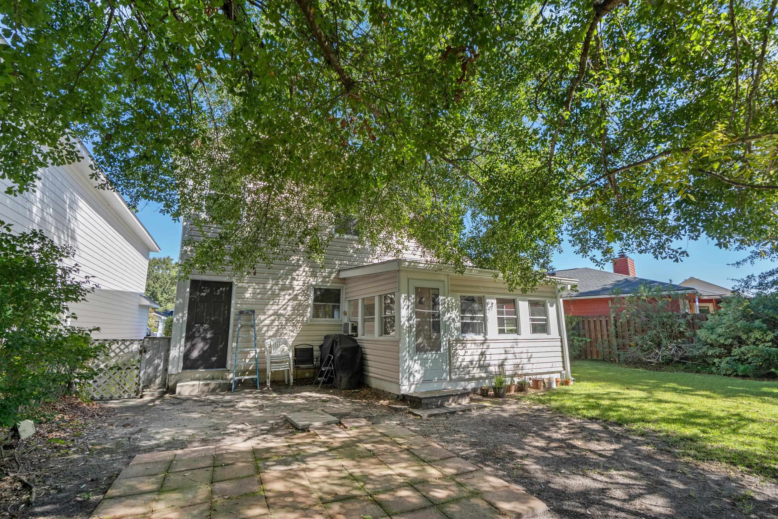 884 Brenda Pl. Property Photo 24