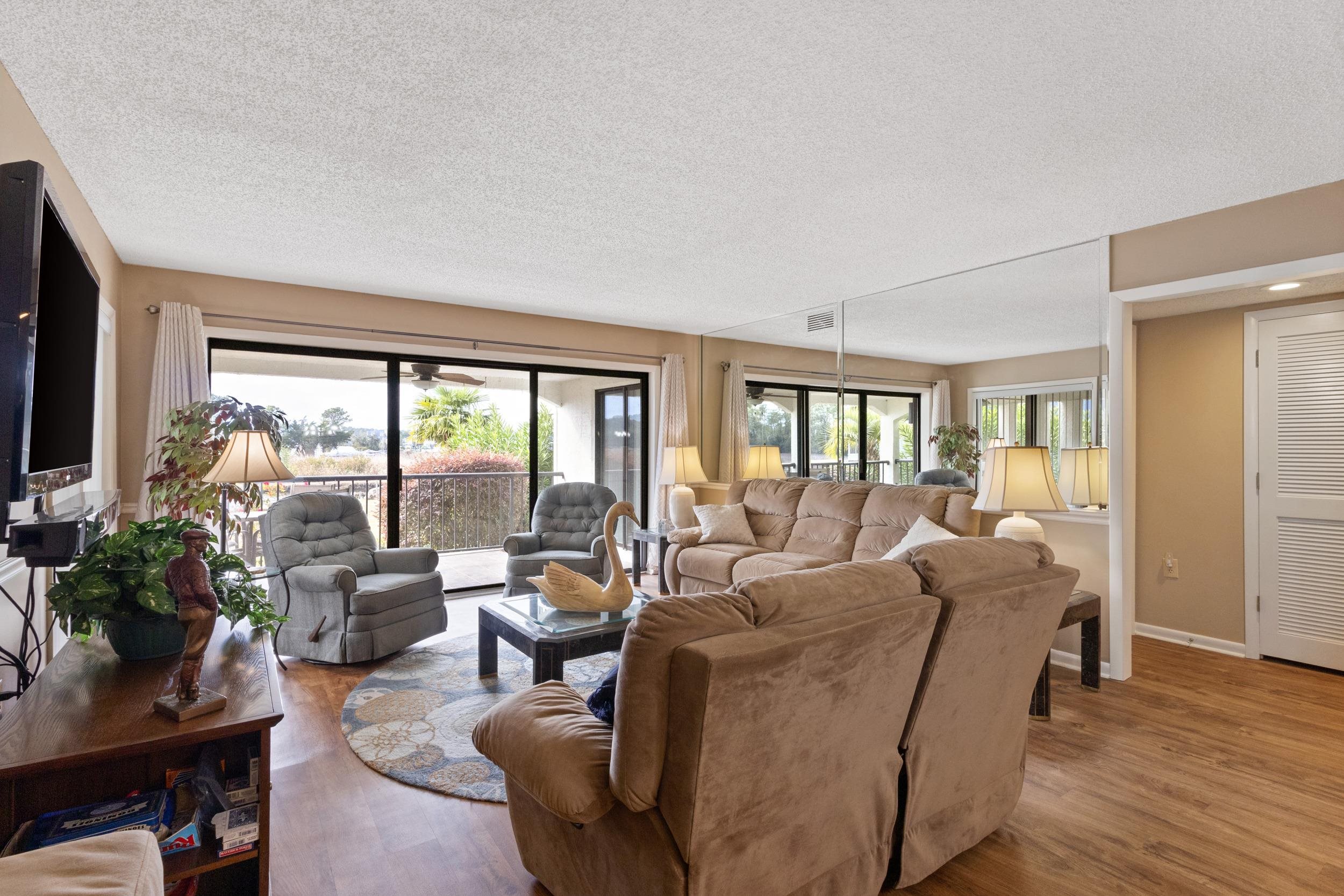 4440 Nassau Ct. Property Photo 6