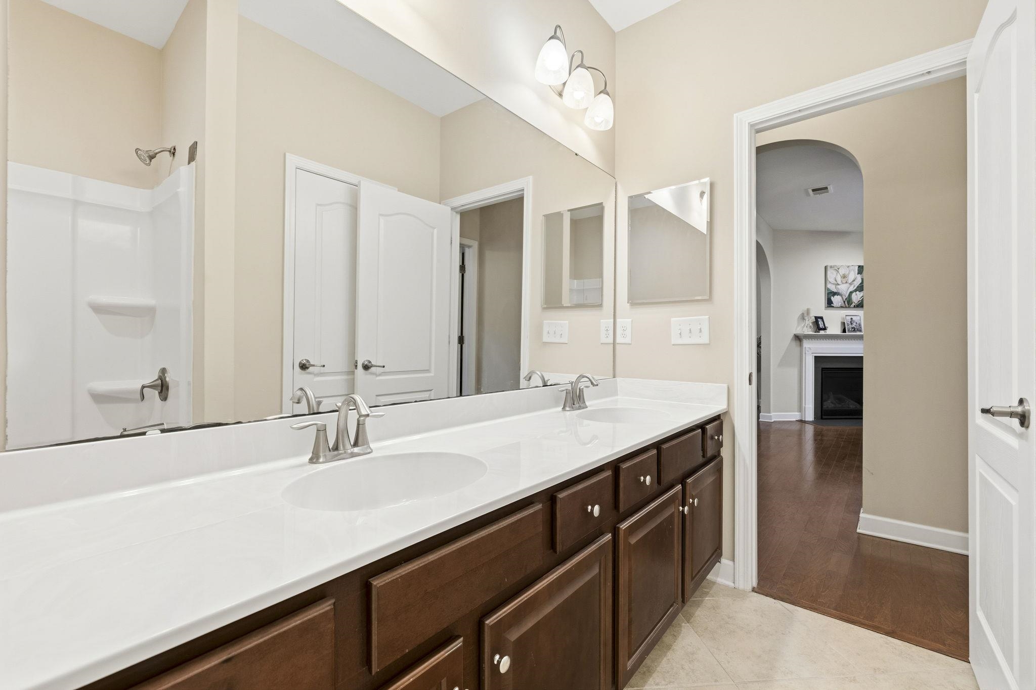 277 Ridge Point Dr. Property Photo 32