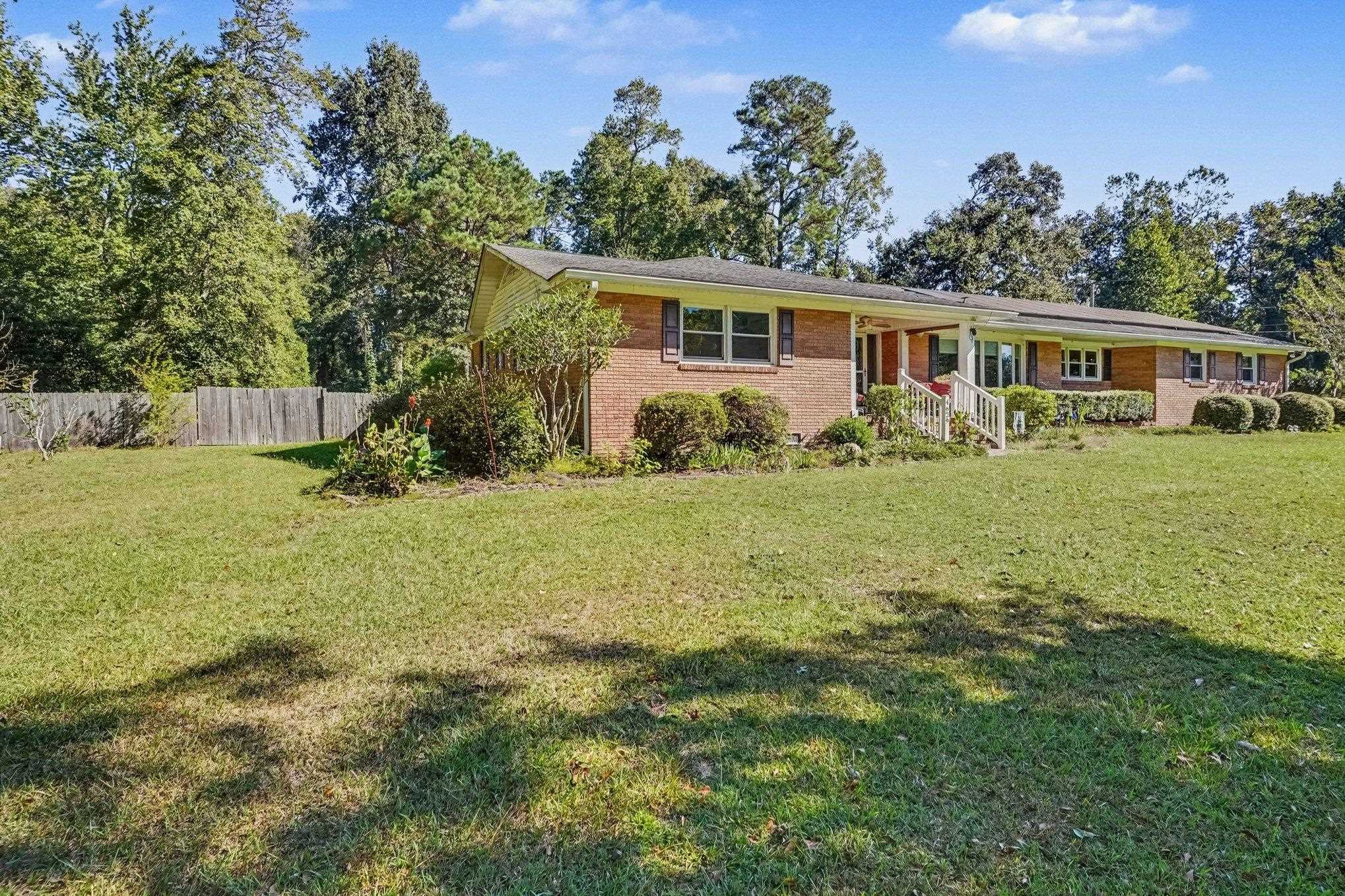 4629 Circle Dr. Property Photo 3