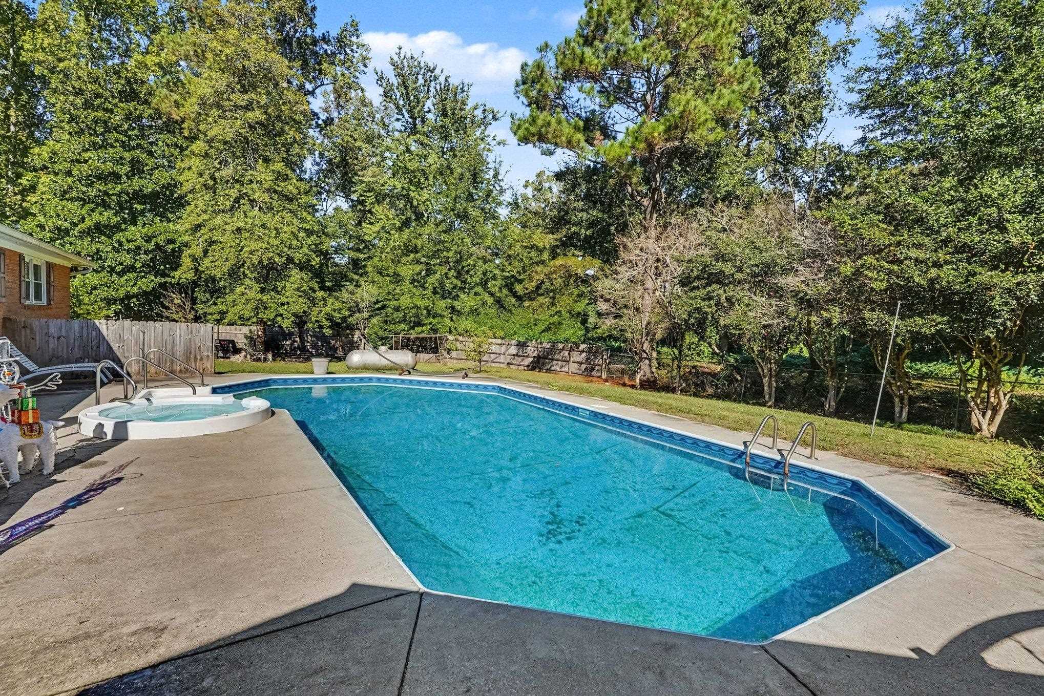 4629 Circle Dr. Property Photo 16