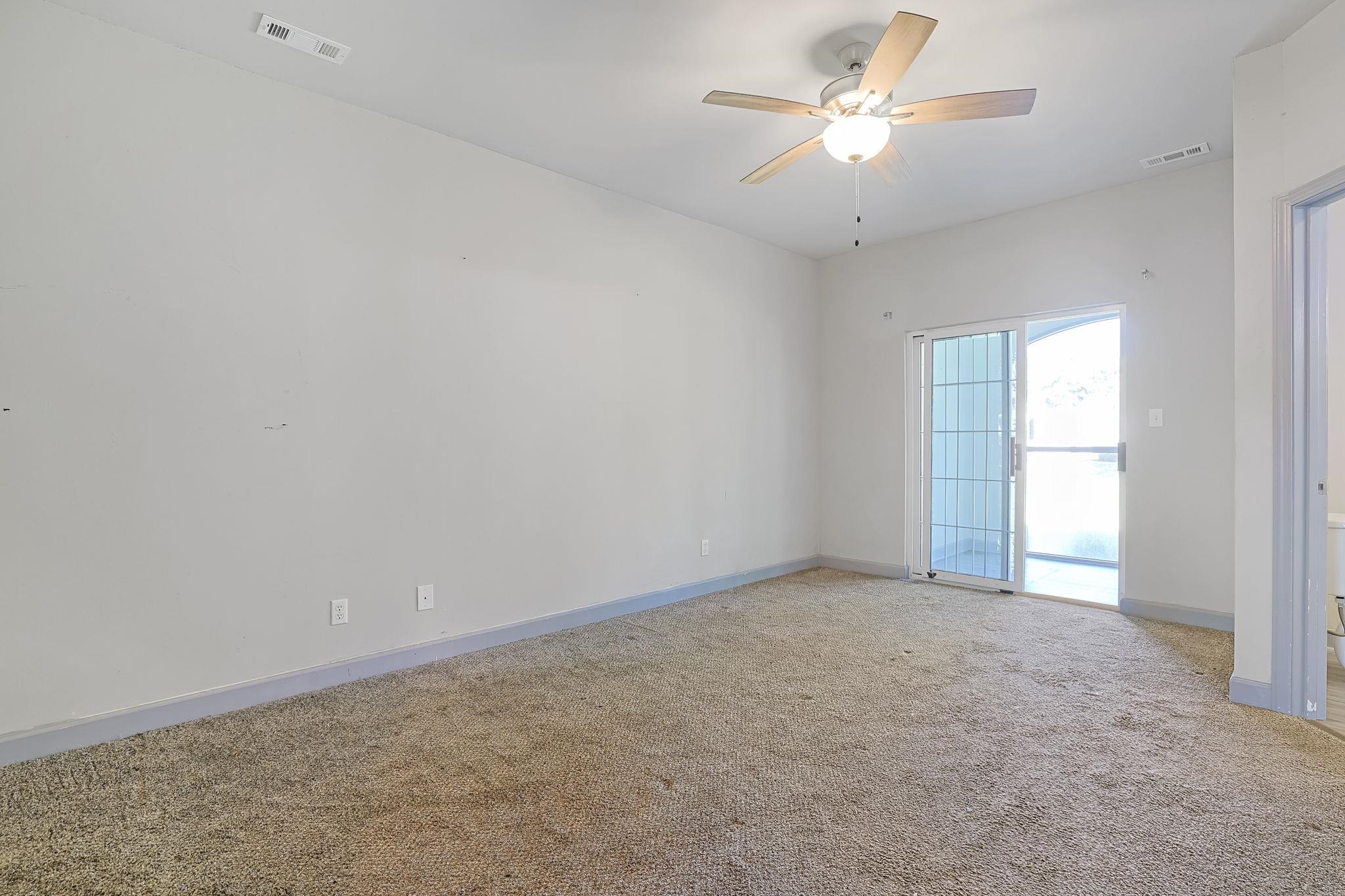 100 Willow Green Dr. Property Photo 19