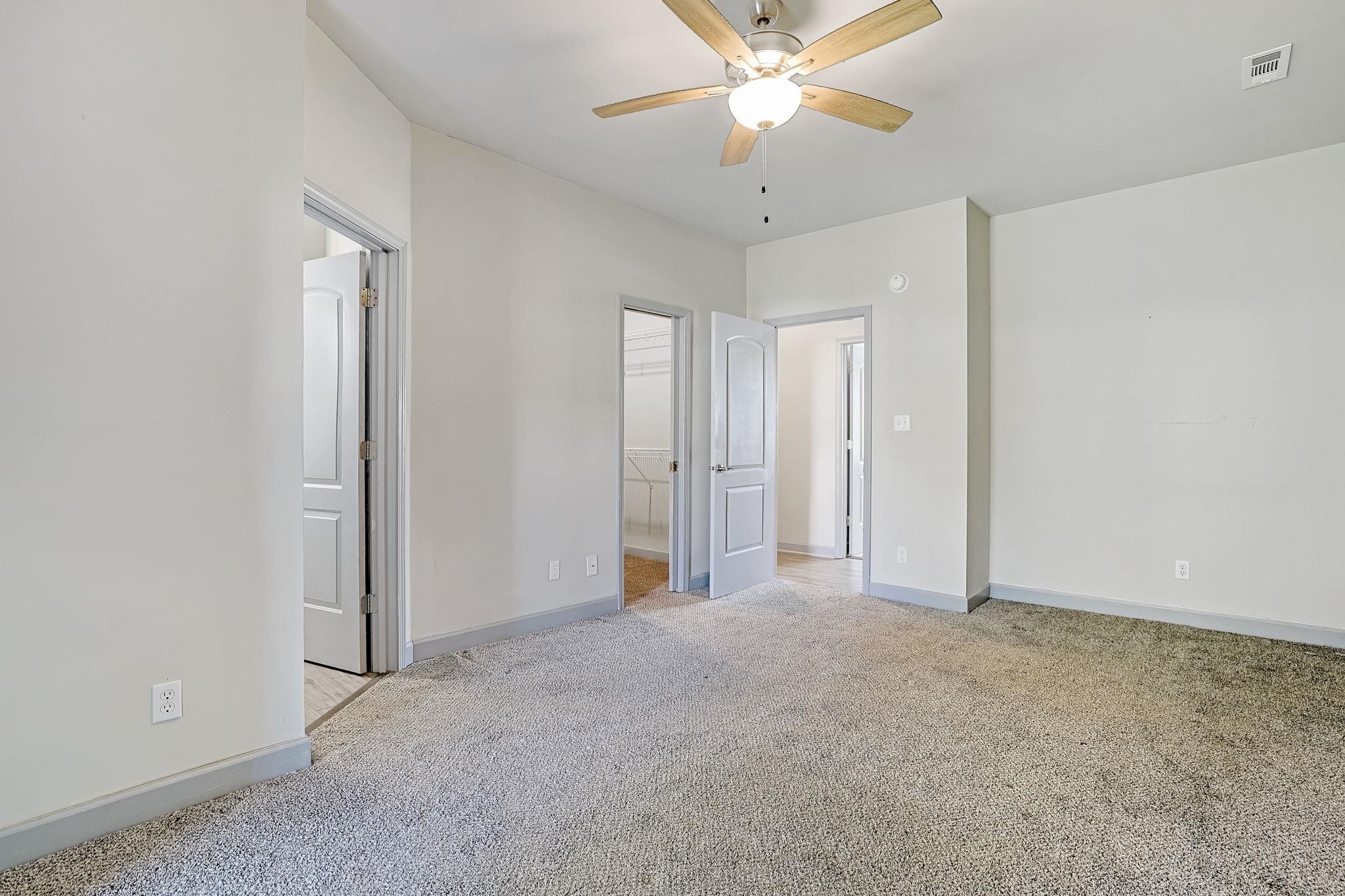 100 Willow Green Dr. Property Photo 20