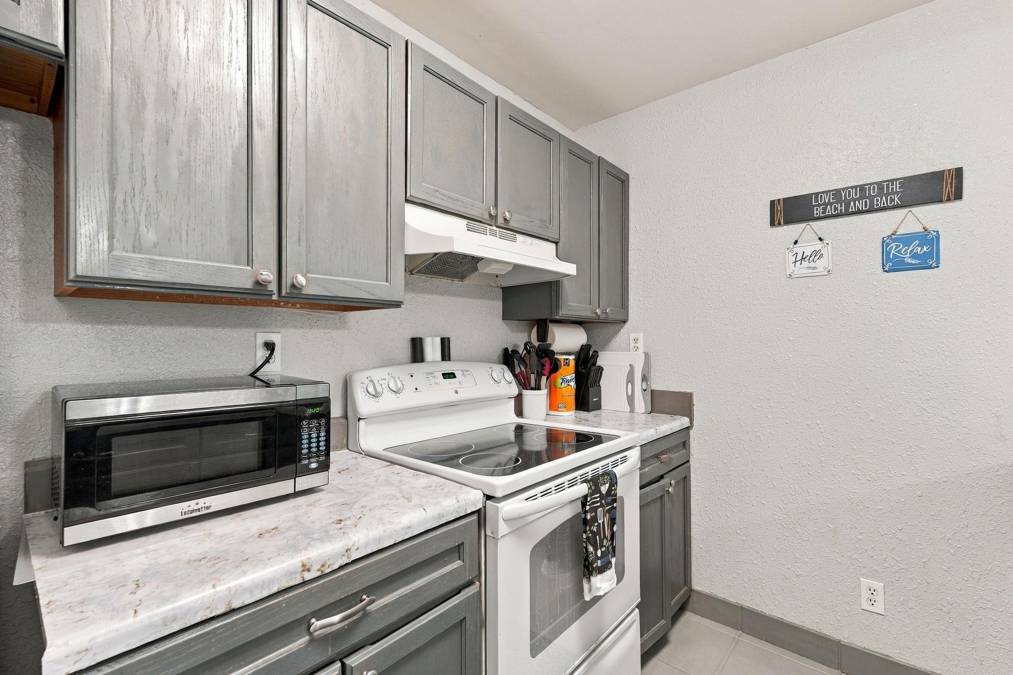 202 75th Ave. N Property Photo 7