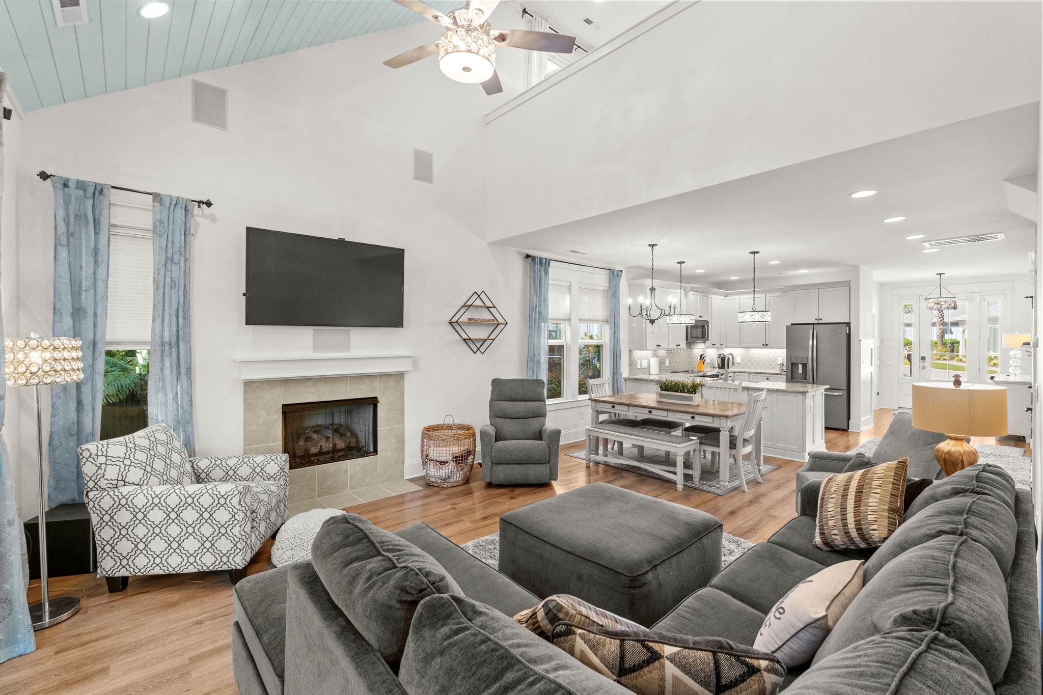 5228 Sea Coral Way Property Photo 17