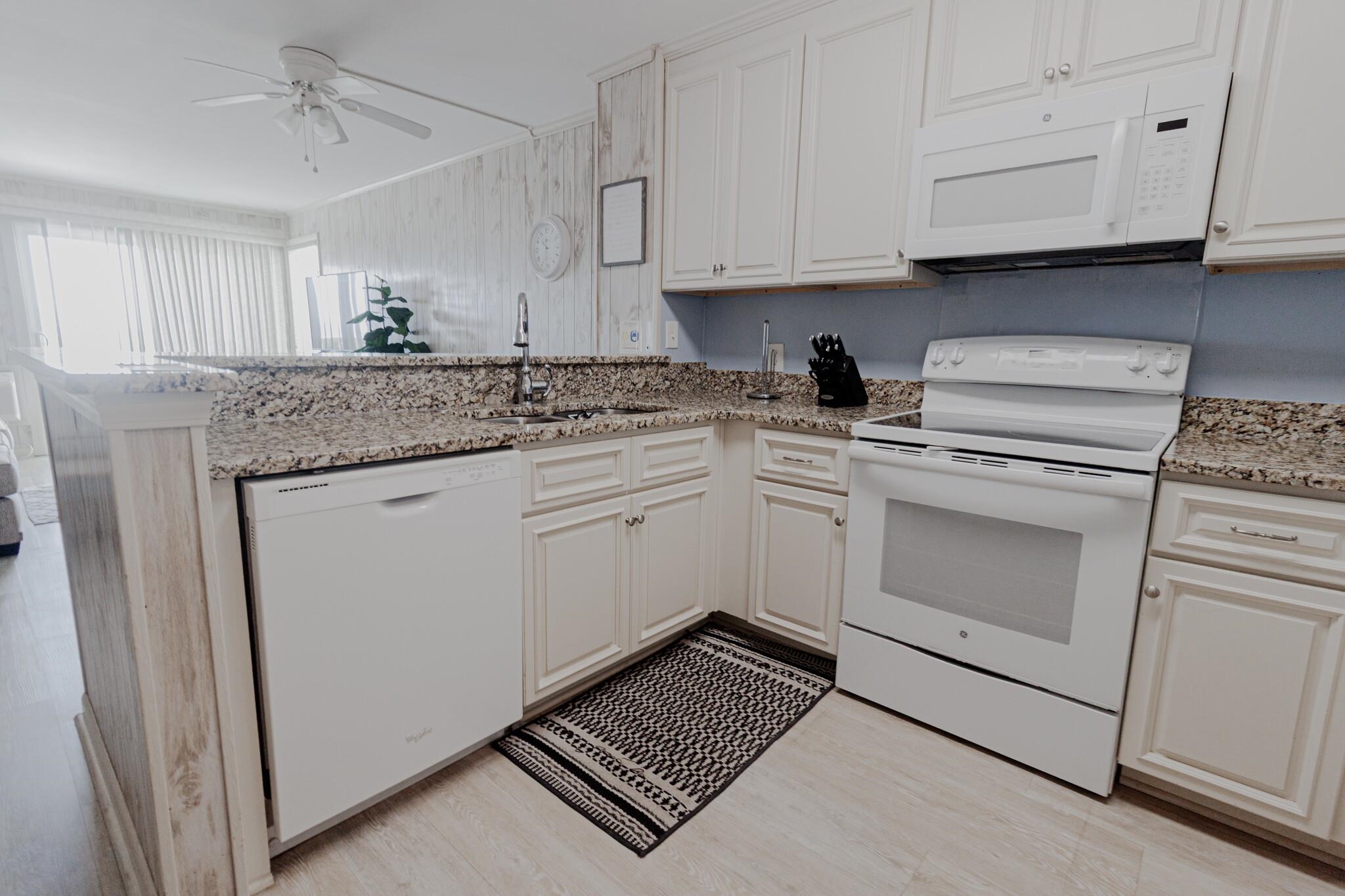 4315 S Ocean Blvd. Property Photo 10