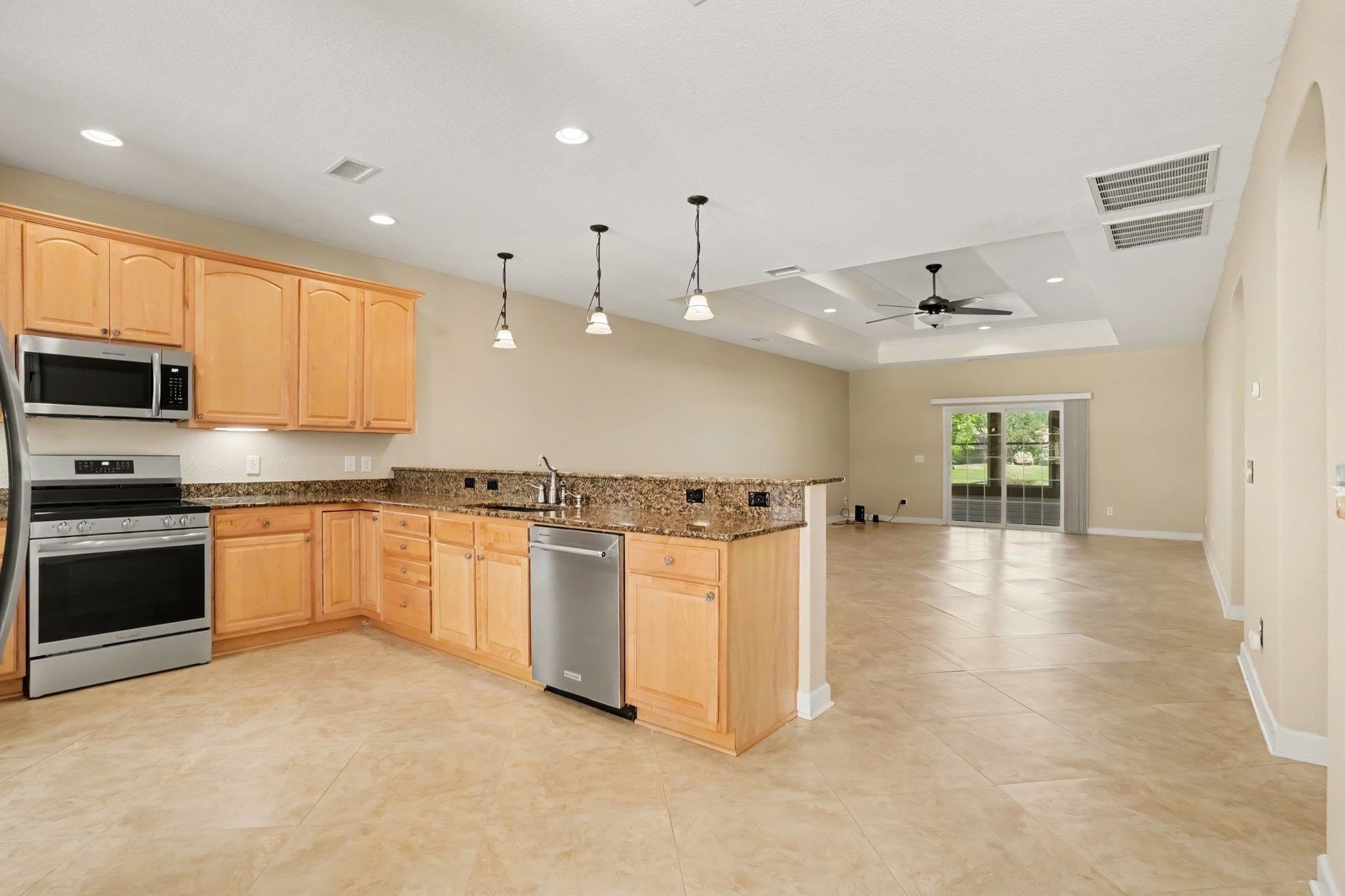786 Foxtail Dr. Property Photo 12