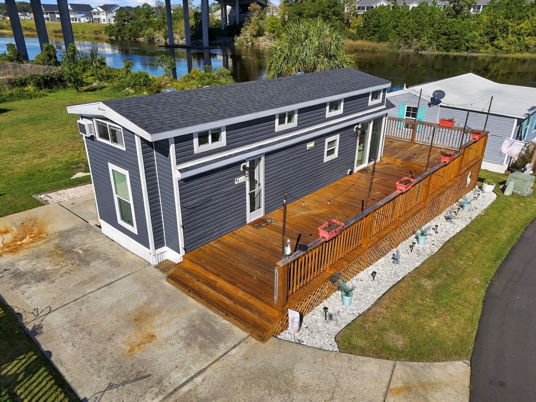 408 Low Tide Dr. Property Photo 5