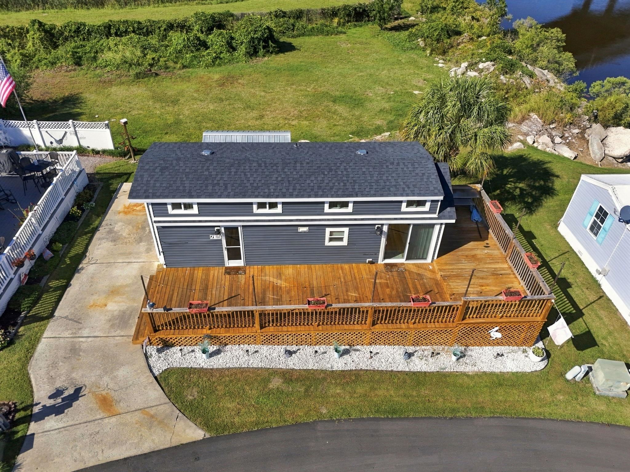 408 Low Tide Dr. Property Photo 6