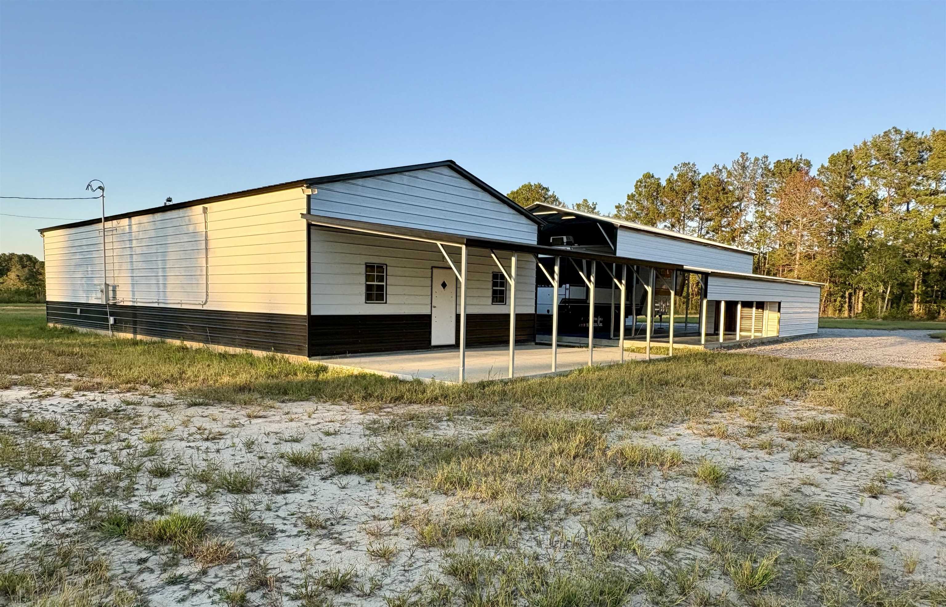 2710 Holly Rd. Property Photo 1