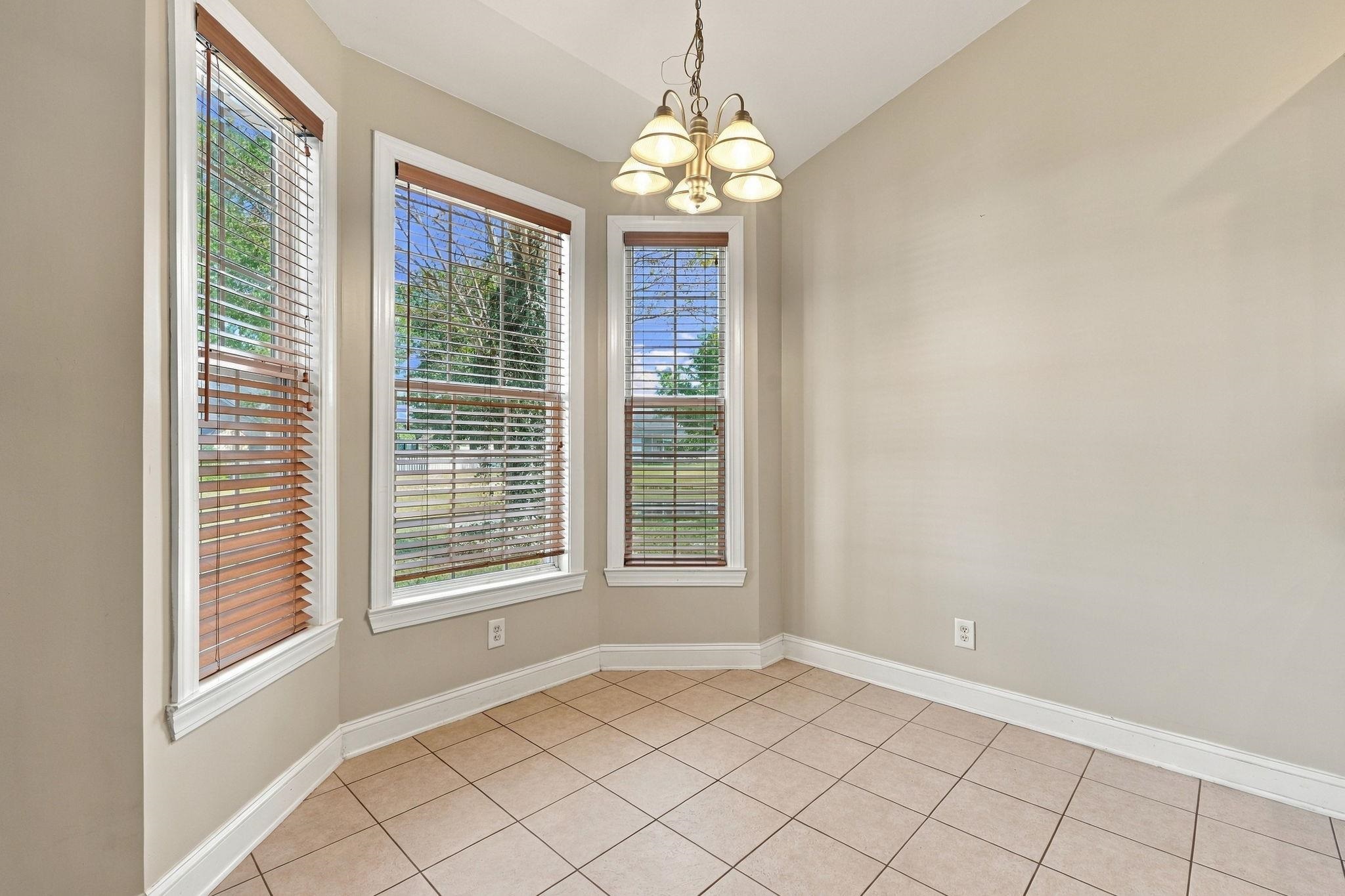 245 Colby Ct. Property Photo 8