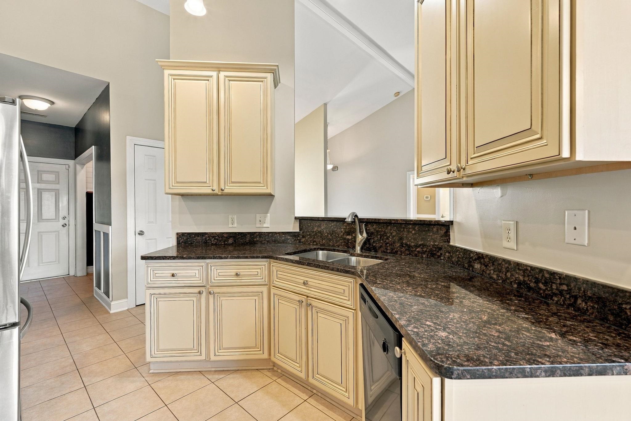 245 Colby Ct. Property Photo 10
