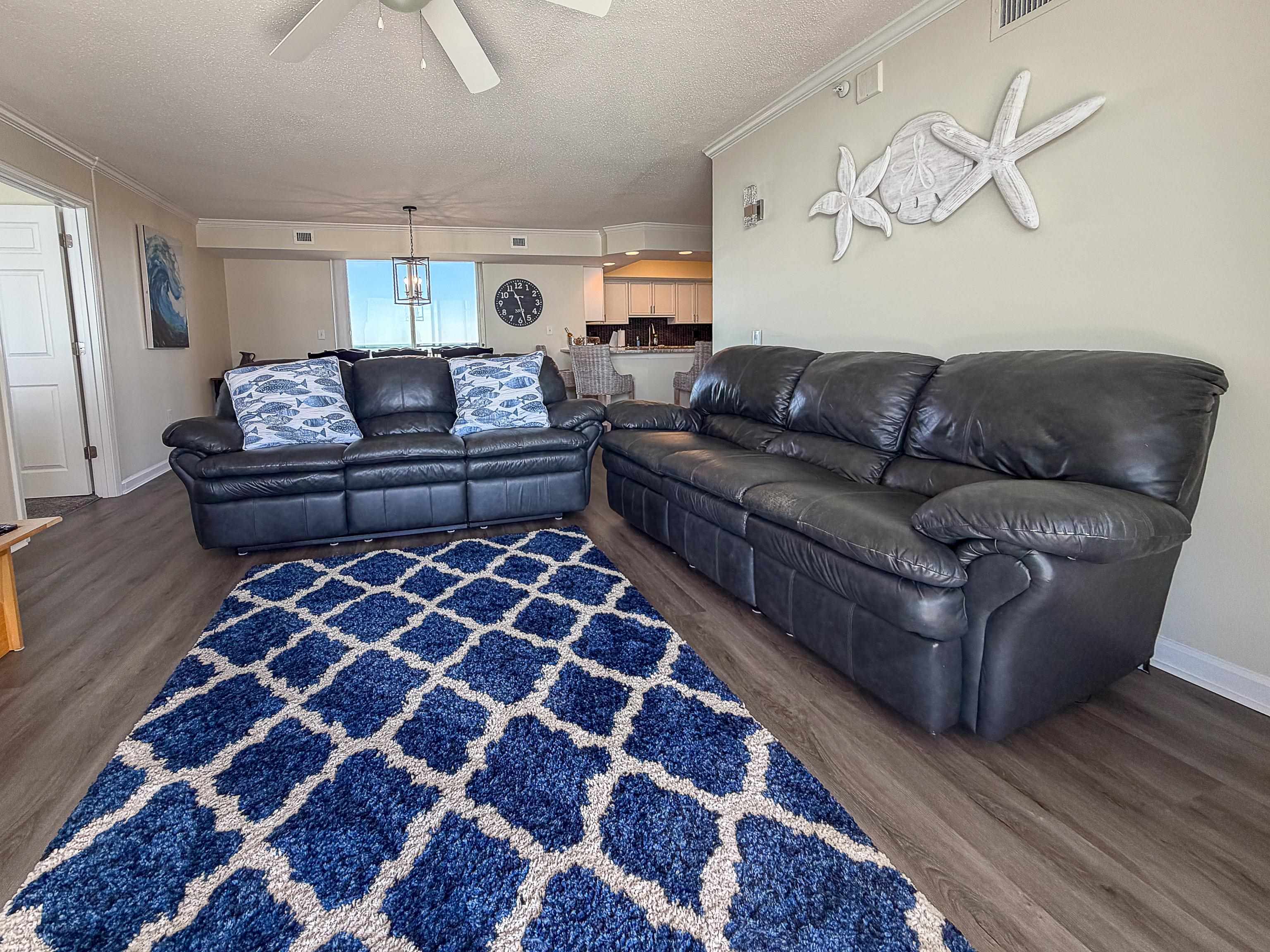 8560 Queensway Blvd. Property Photo 6