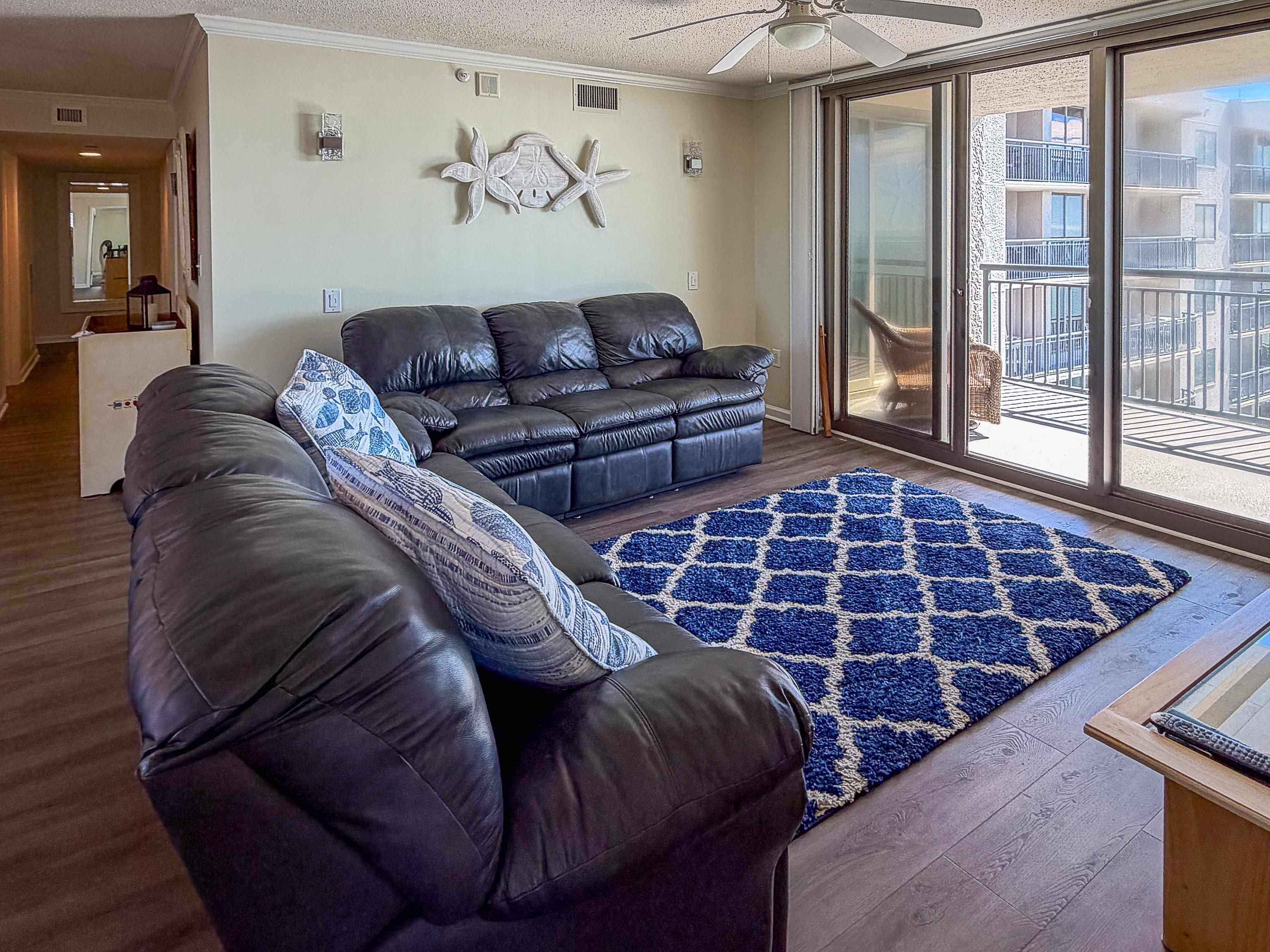 8560 Queensway Blvd. Property Photo 10