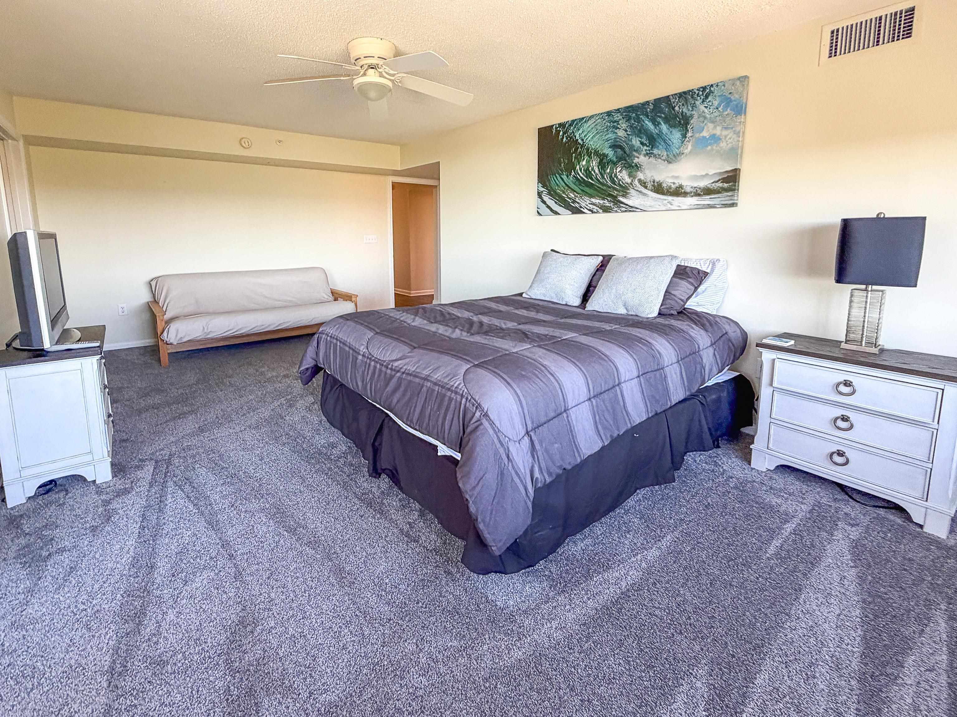 8560 Queensway Blvd. Property Photo 28