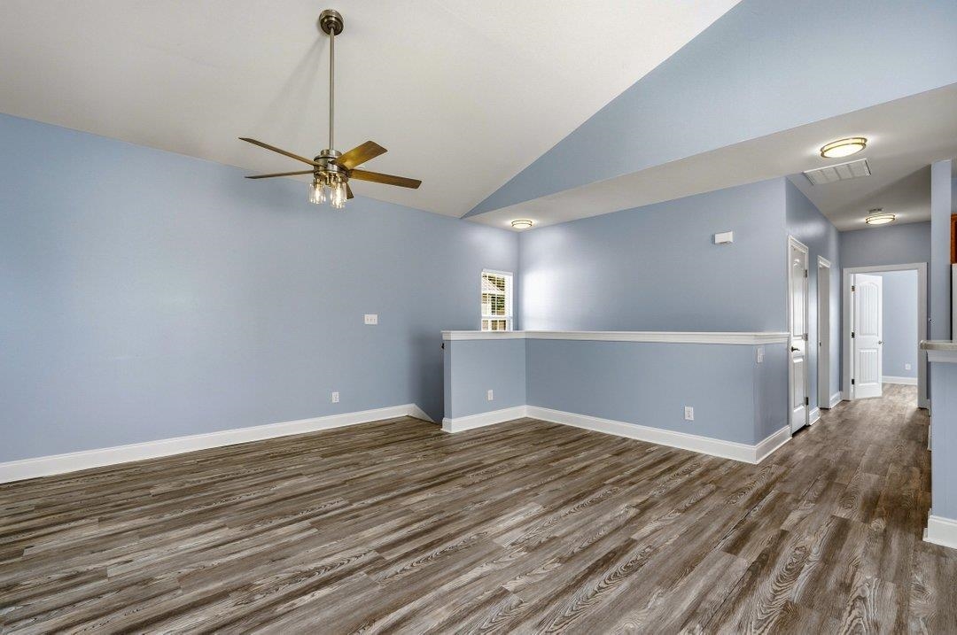 1309 Painted Tree Ln. Property Photo 9