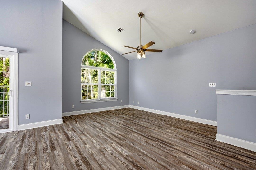 1309 Painted Tree Ln. Property Photo 11