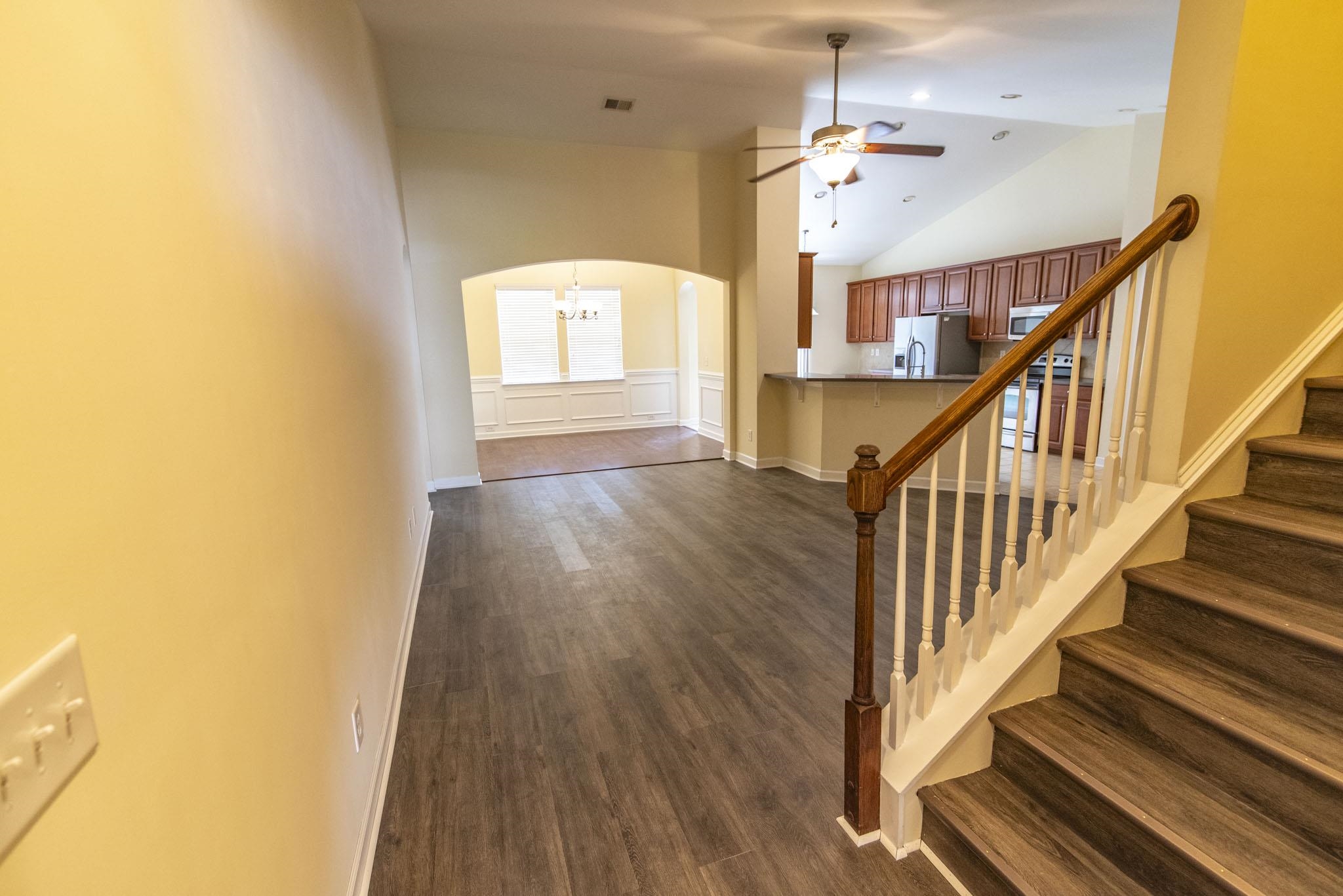 4564 Marshwood Dr. Property Photo 6