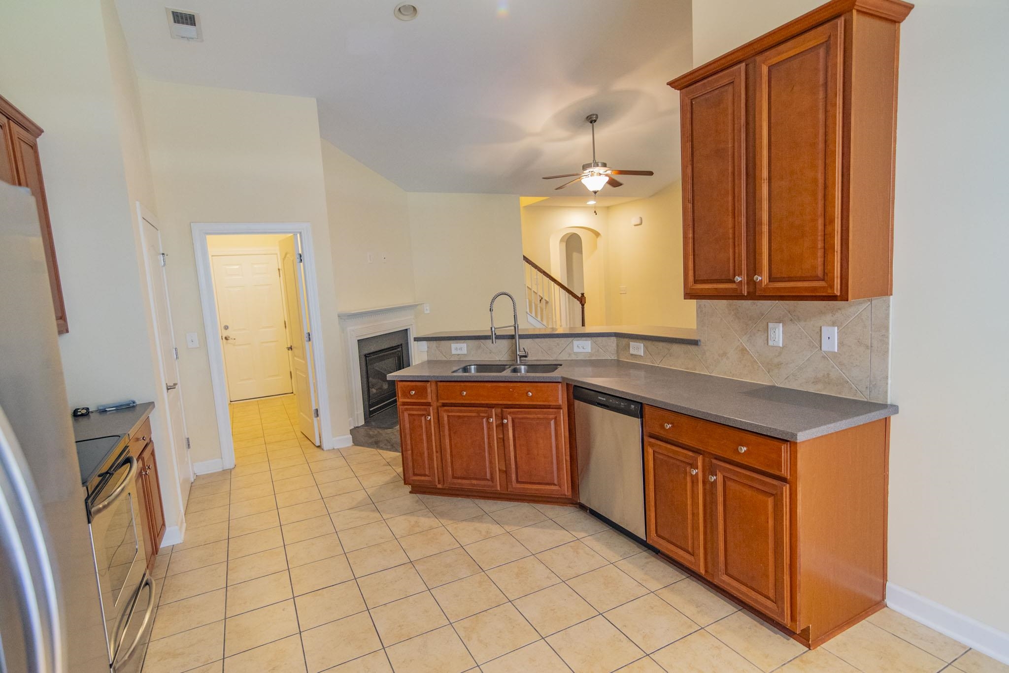 4564 Marshwood Dr. Property Photo 11