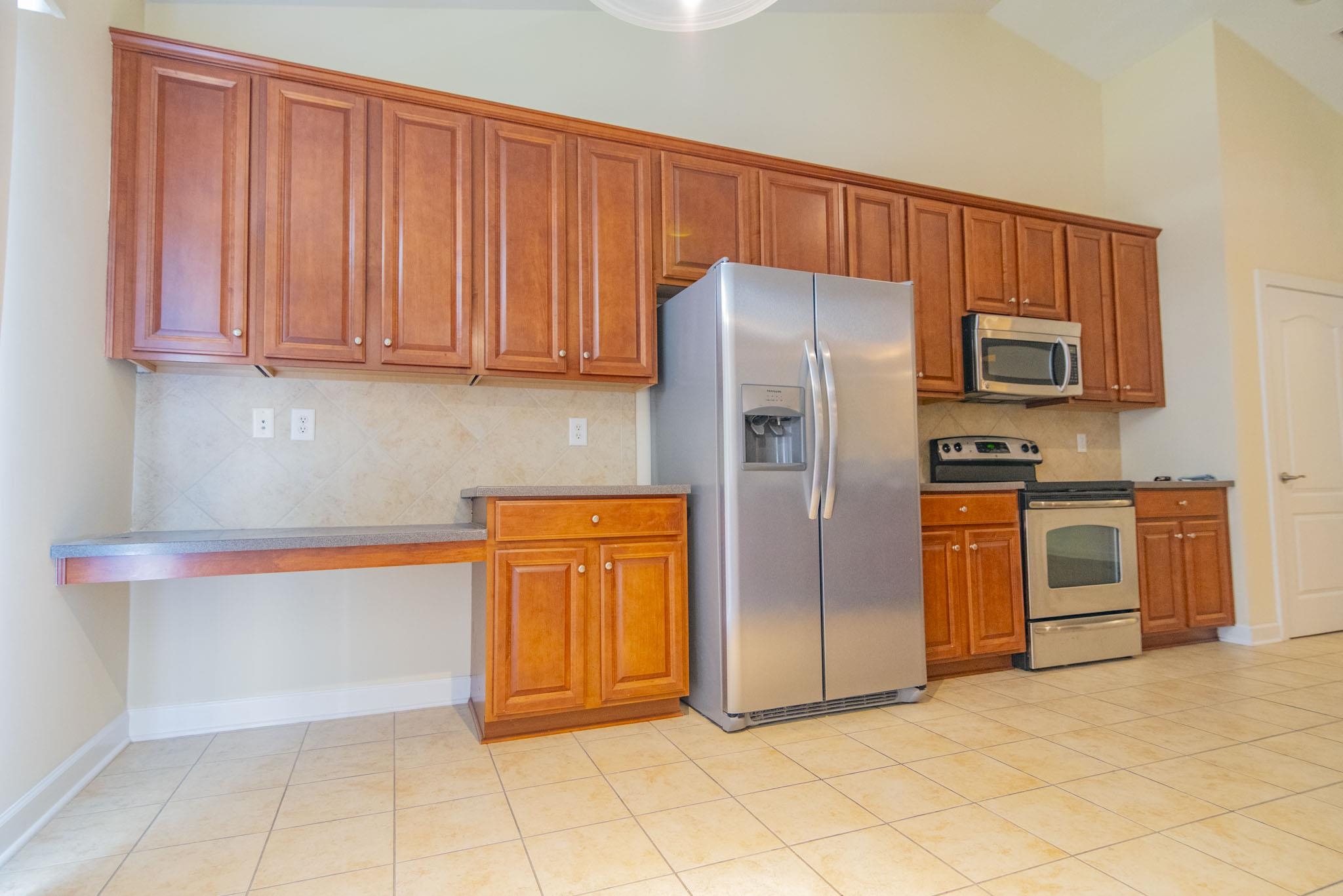 4564 Marshwood Dr. Property Photo 12