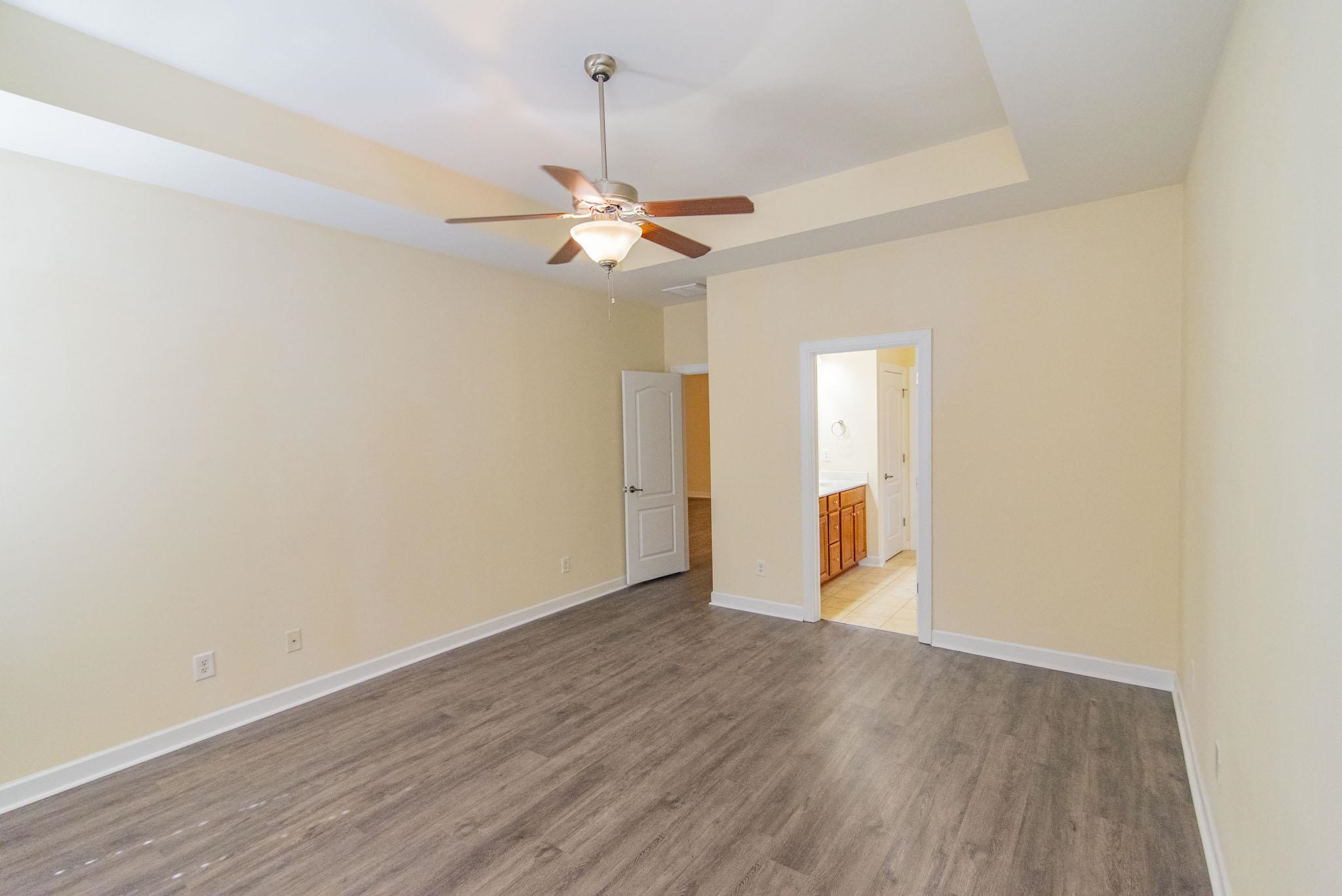 4564 Marshwood Dr. Property Photo 16