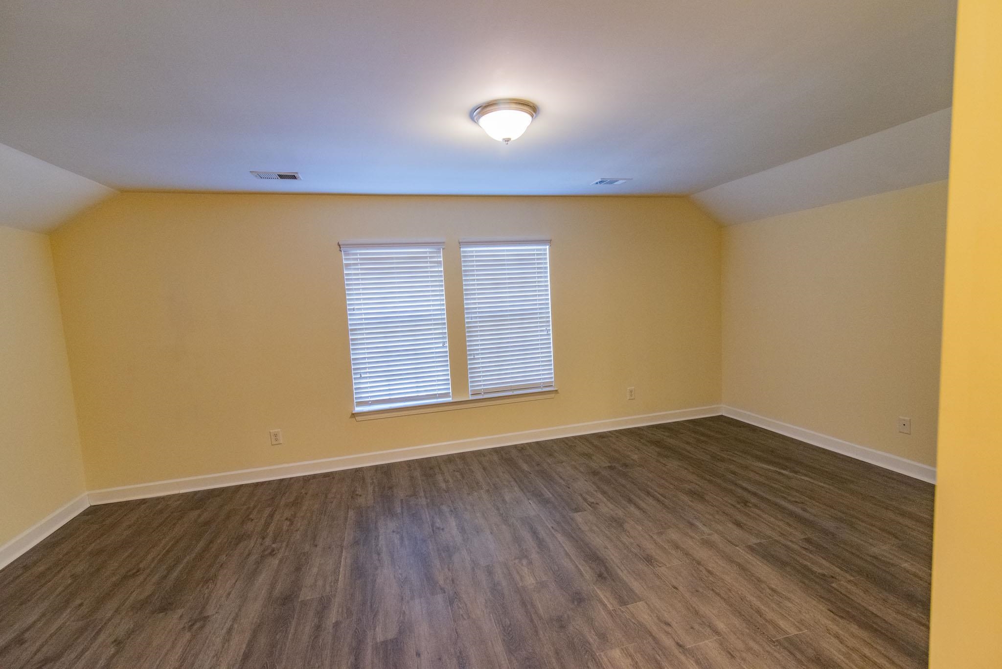 4564 Marshwood Dr. Property Photo 27