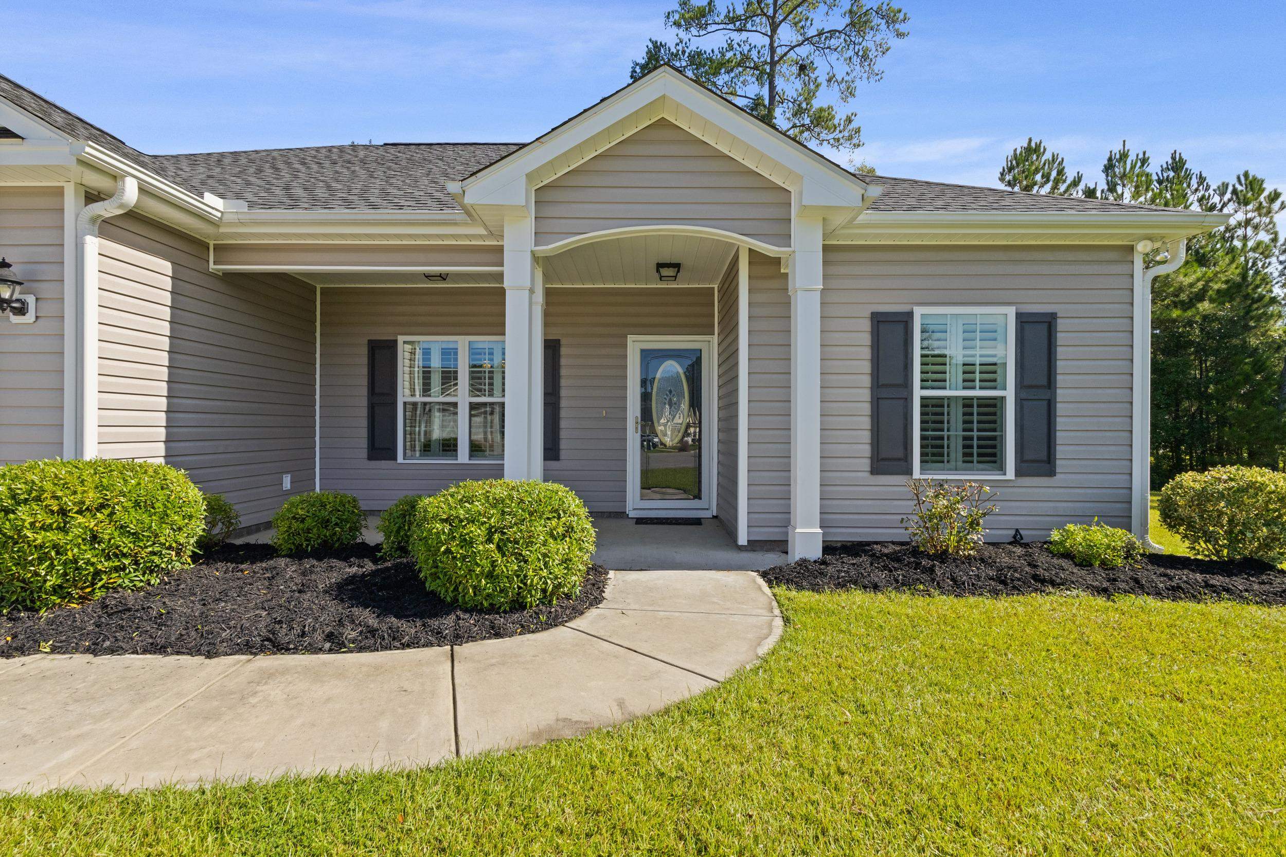 532 Whiddy Loop Property Photo 9