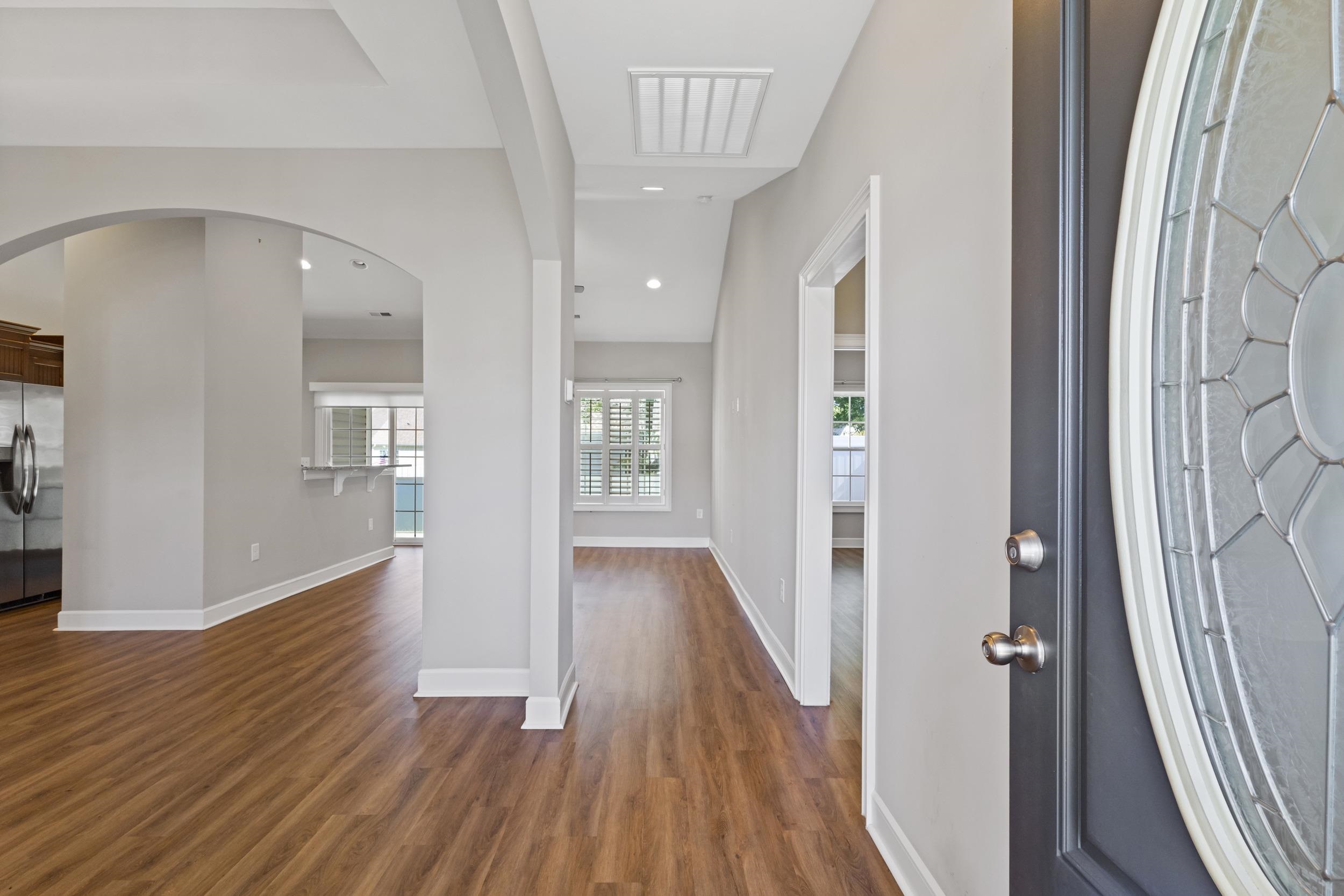 532 Whiddy Loop Property Photo 11
