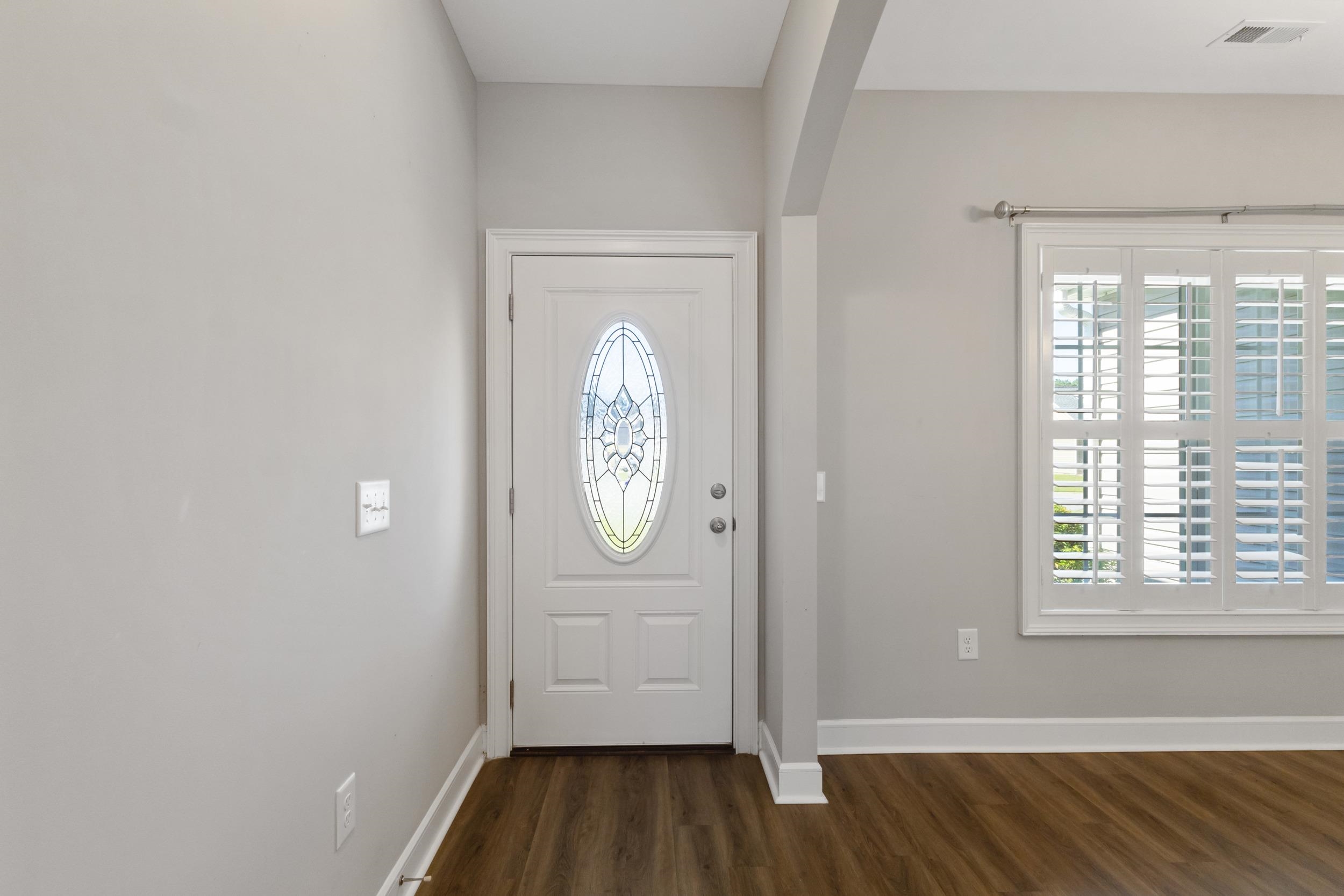 532 Whiddy Loop Property Photo 13