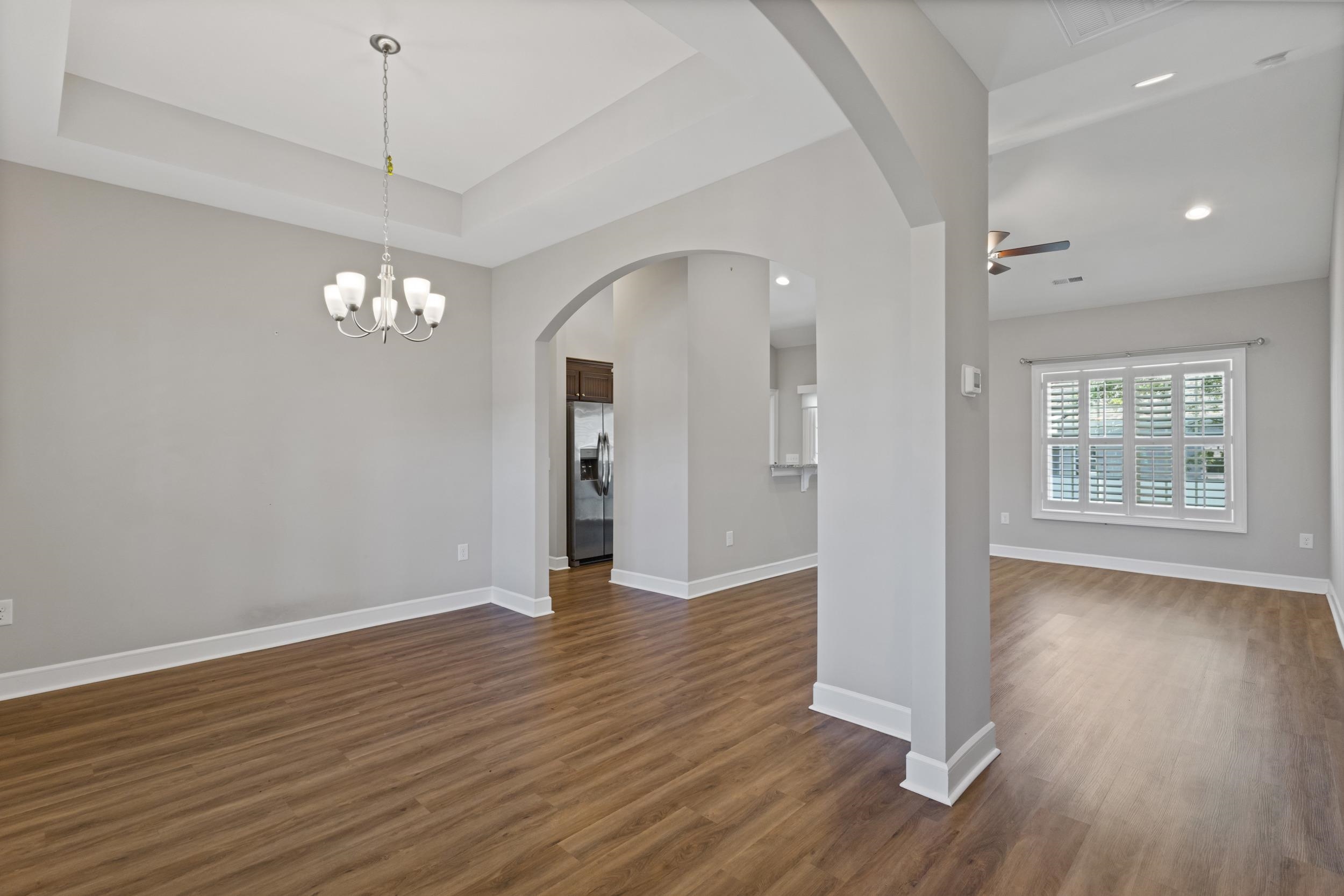 532 Whiddy Loop Property Photo 14