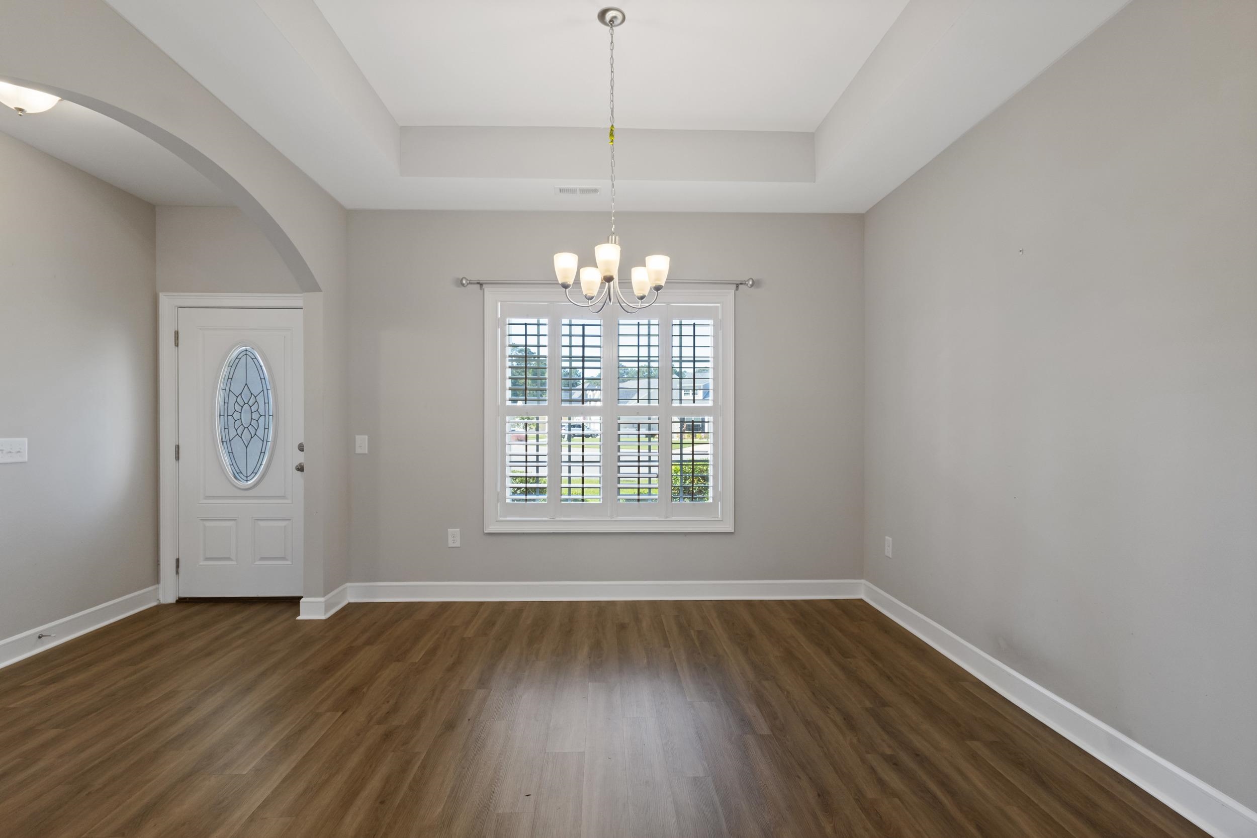 532 Whiddy Loop Property Photo 16
