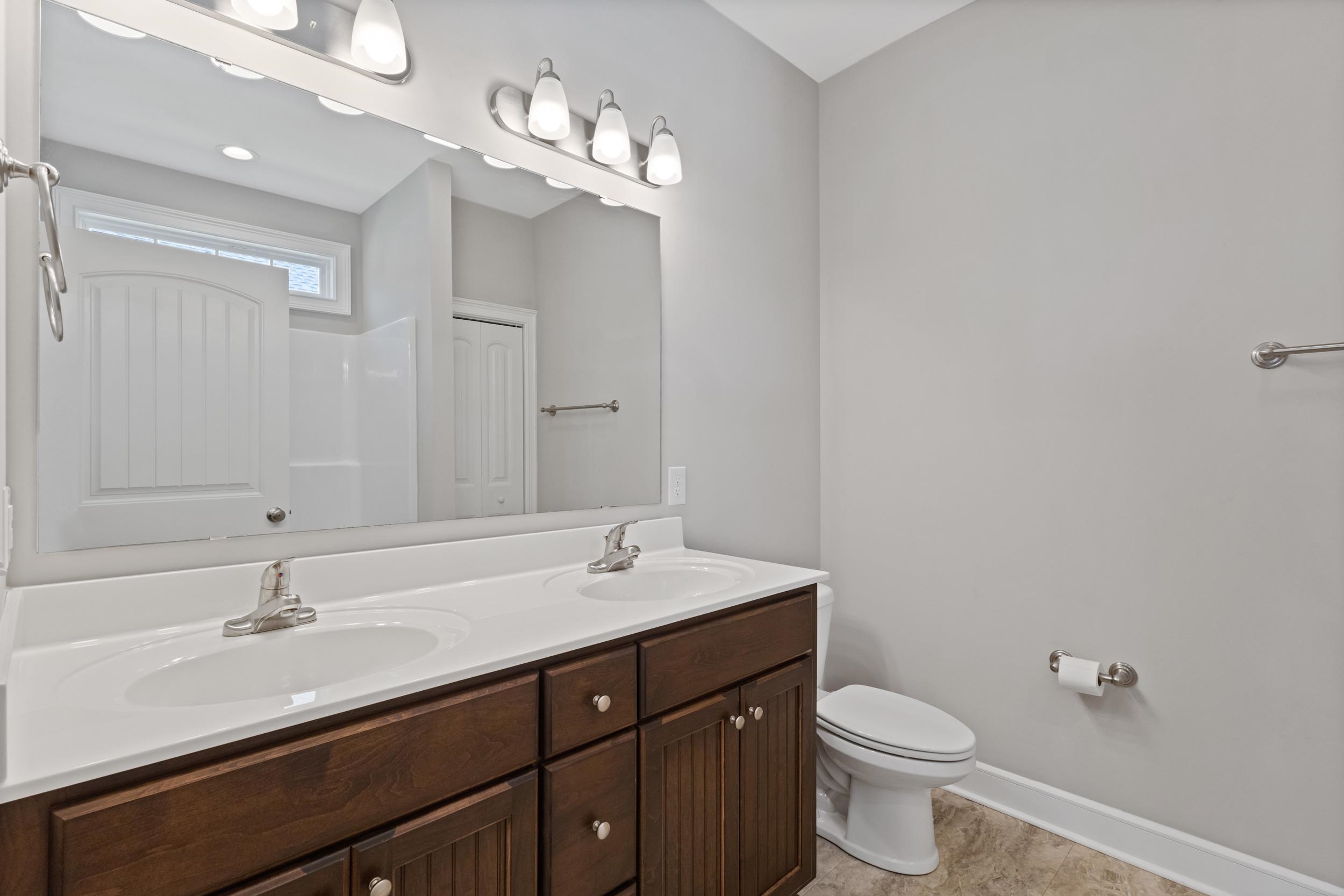 532 Whiddy Loop Property Photo 42
