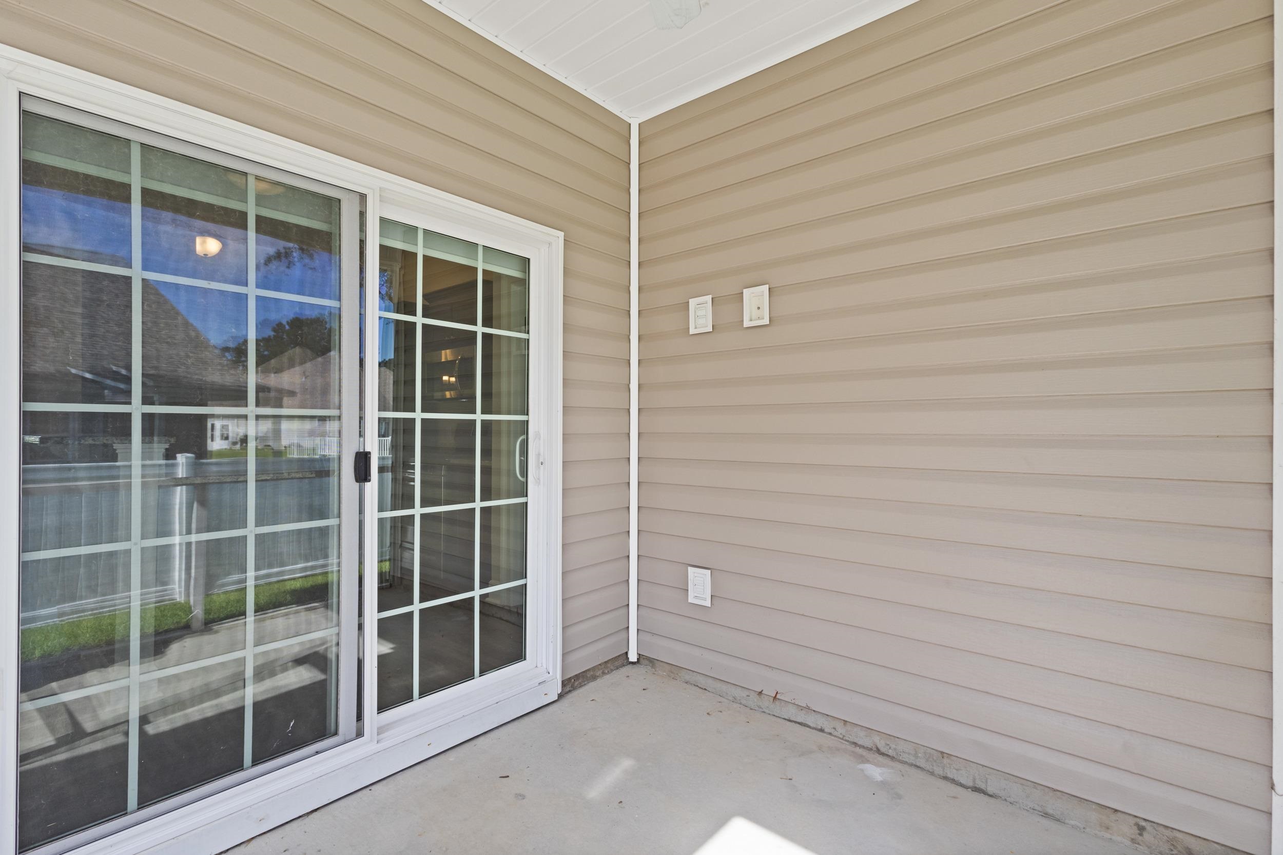 532 Whiddy Loop Property Photo 43