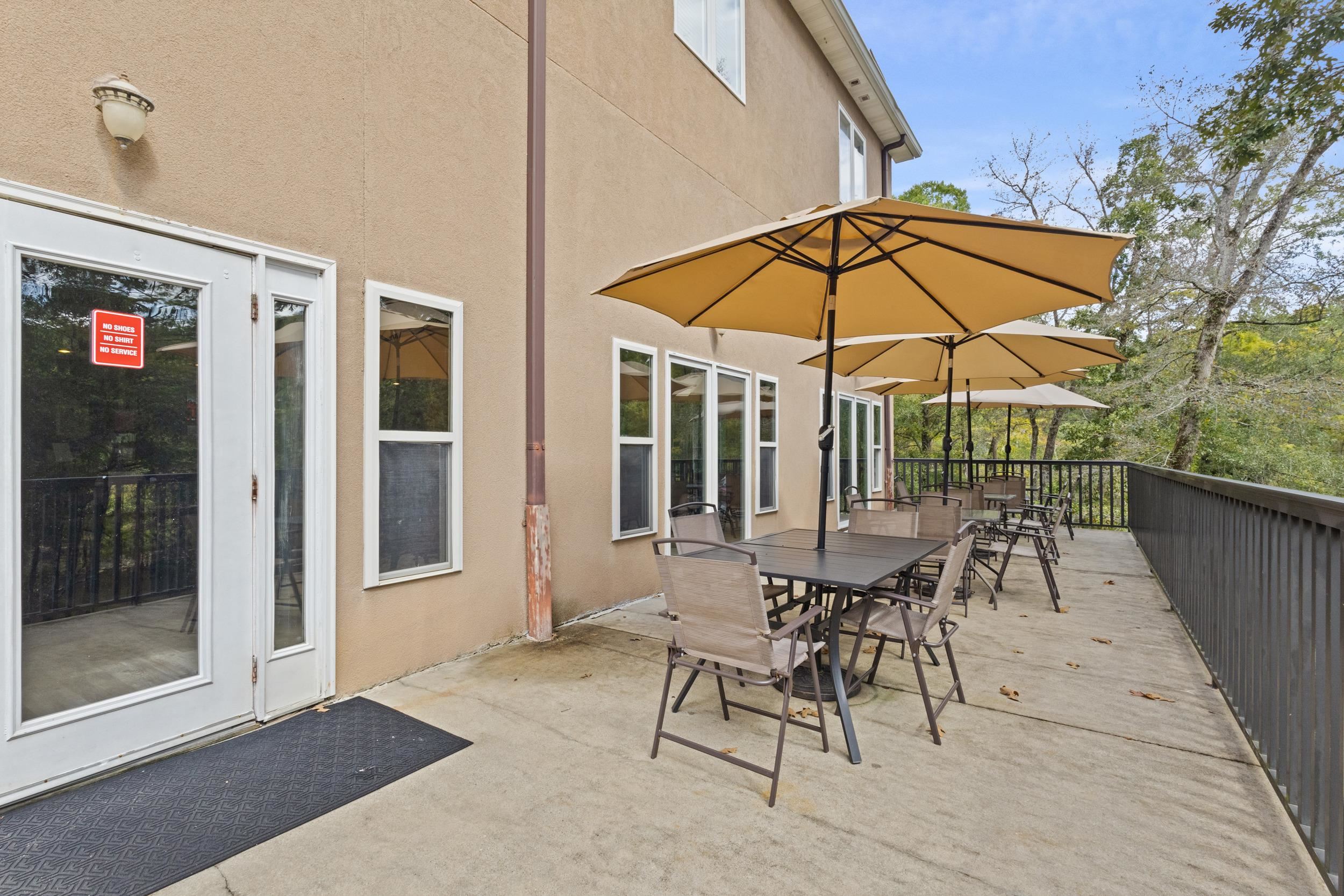 532 Whiddy Loop Property Photo 52