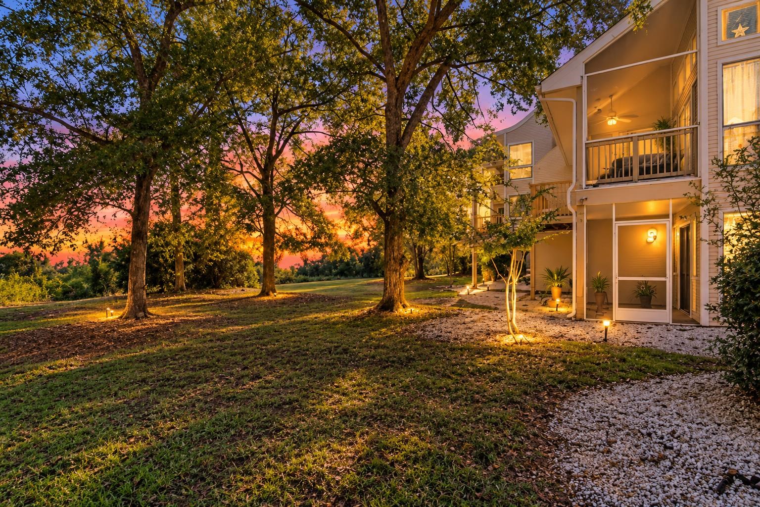 1025 Plantation Dr. Property Photo 6