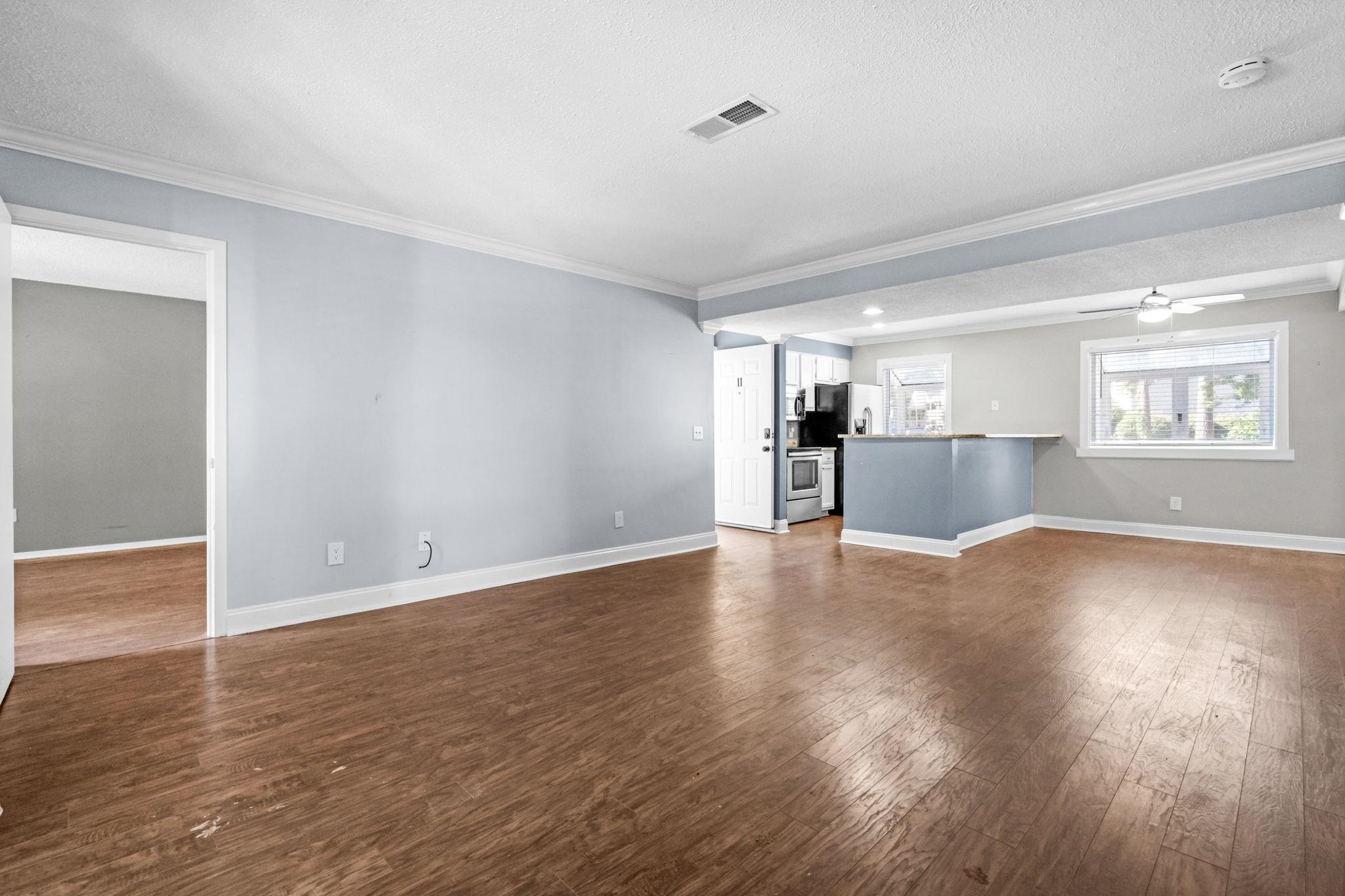 1025 Plantation Dr. Property Photo 11