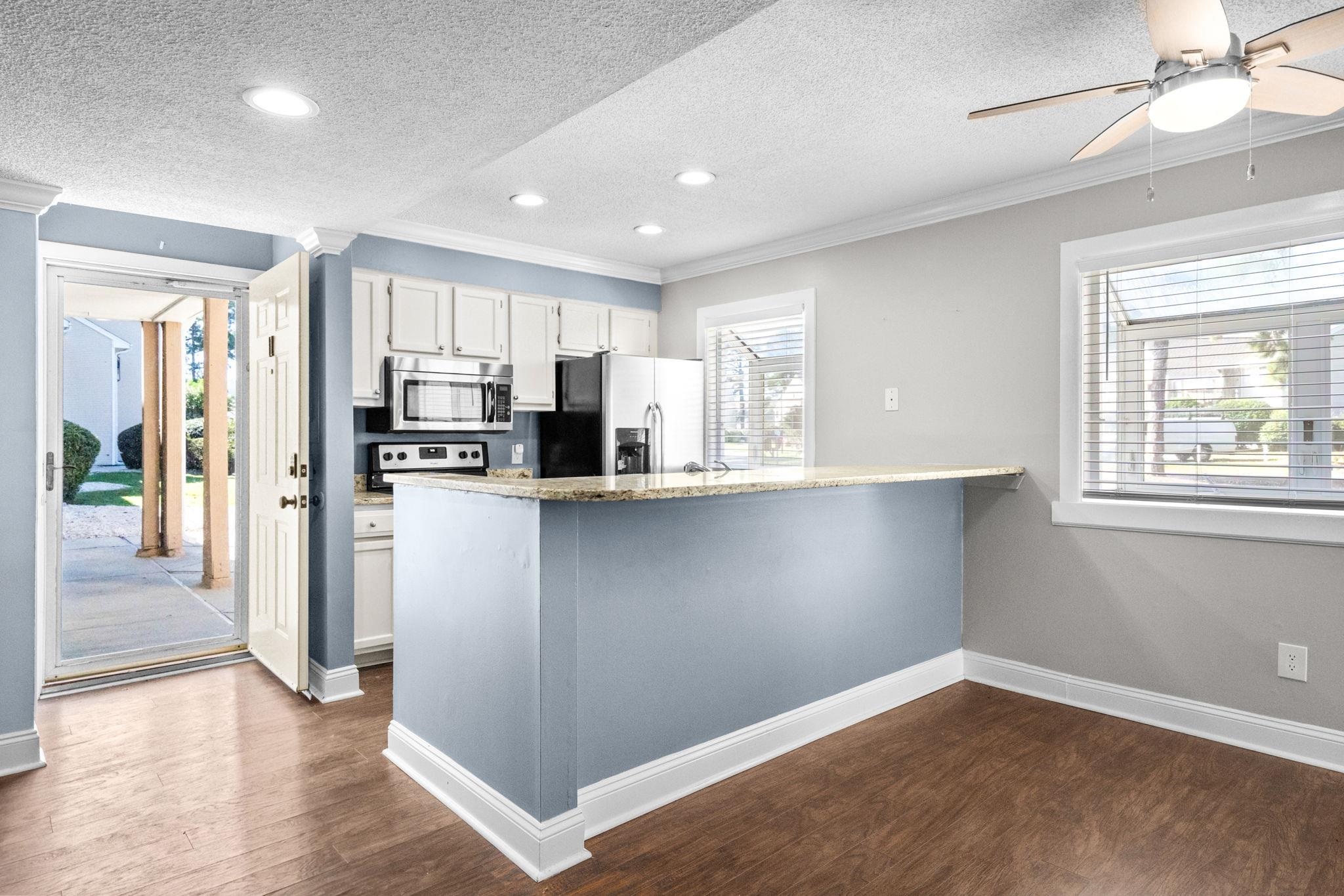 1025 Plantation Dr. Property Photo 14