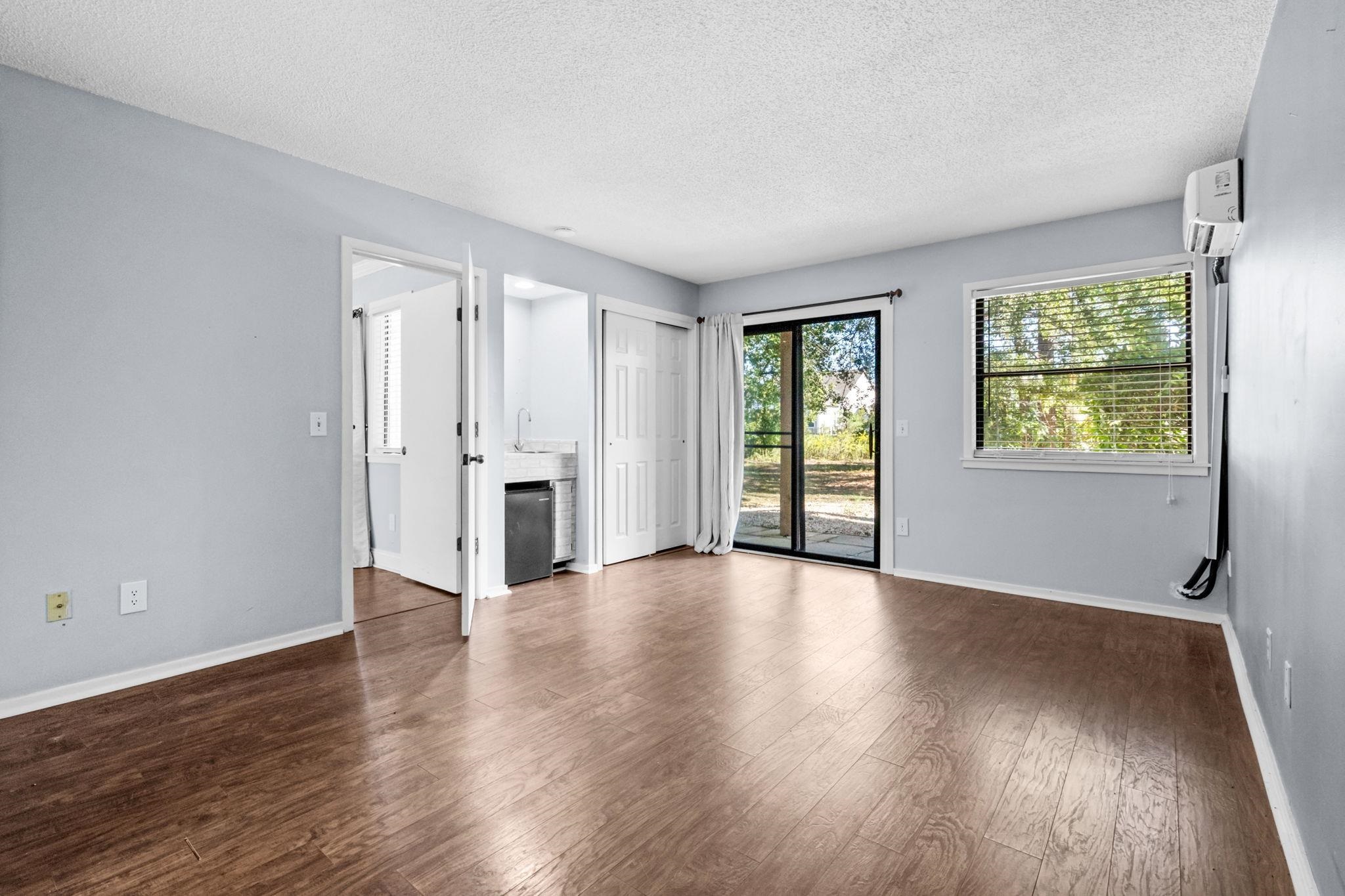 1025 Plantation Dr. Property Photo 20